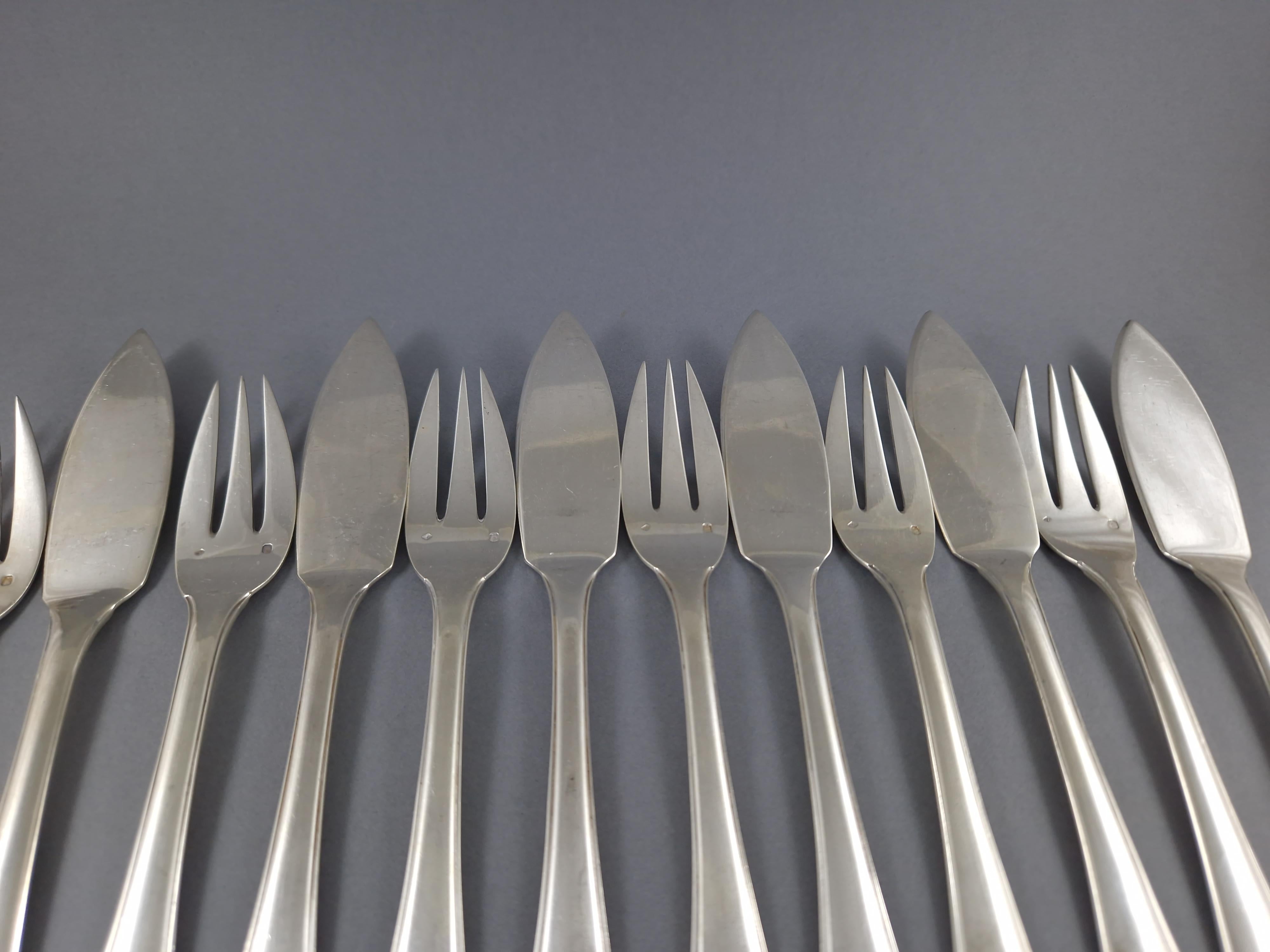 French Puiforcat 6 Fish Cutlery In Sterling Silver Mazarin Model For Sale