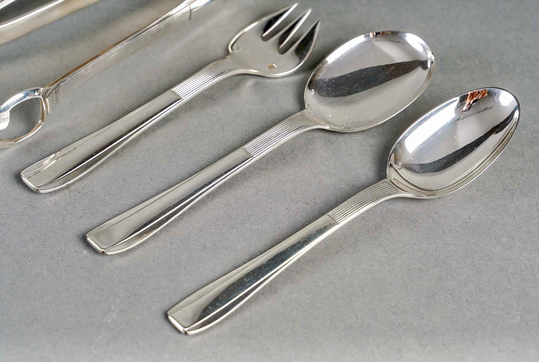 Puiforcat - Art Deco Cutlery Flatware Set Nice Sterling Silver - 192 Pieces For Sale 5