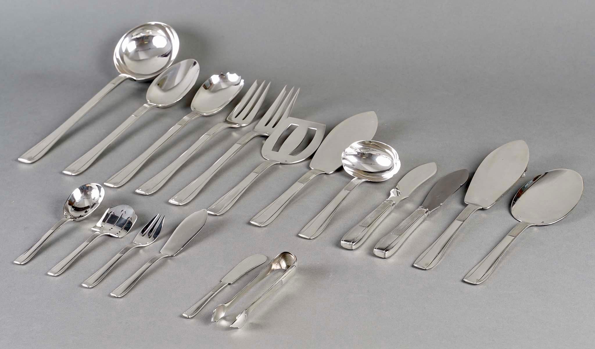 Puiforcat - Art Deco Cutlery Flatware Set Nice Sterling Silver - 192 Pieces For Sale 6