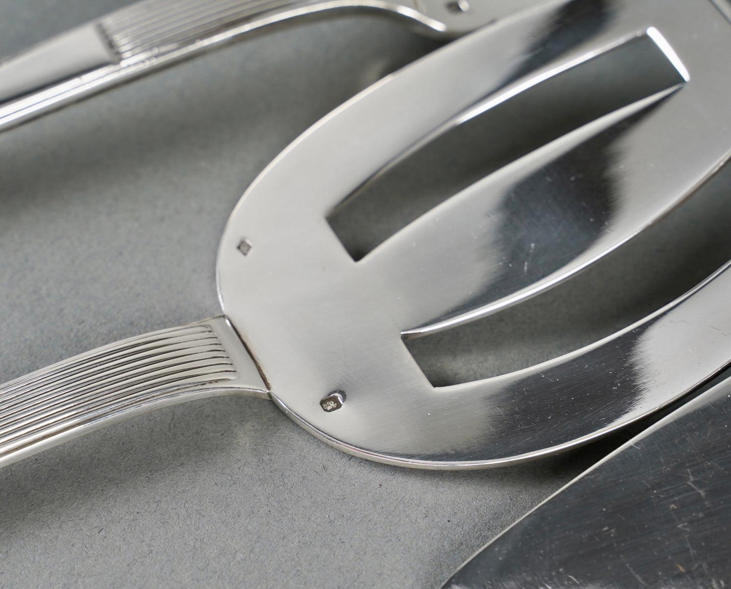 Puiforcat - Art Deco Cutlery Flatware Set Nice Sterling Silver - 192 Pieces For Sale 11