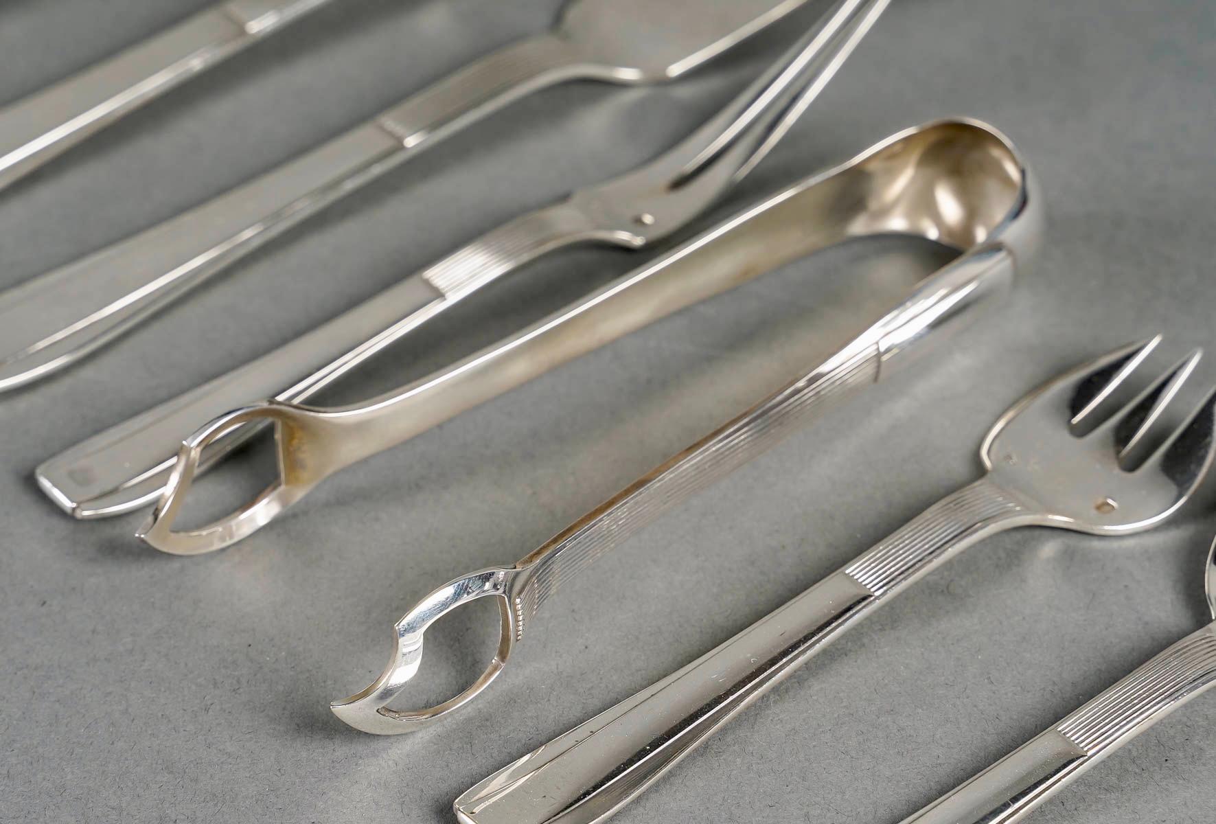Puiforcat - Art Deco Cutlery Flatware Set Nice Sterling Silver - 192 Pieces For Sale 2