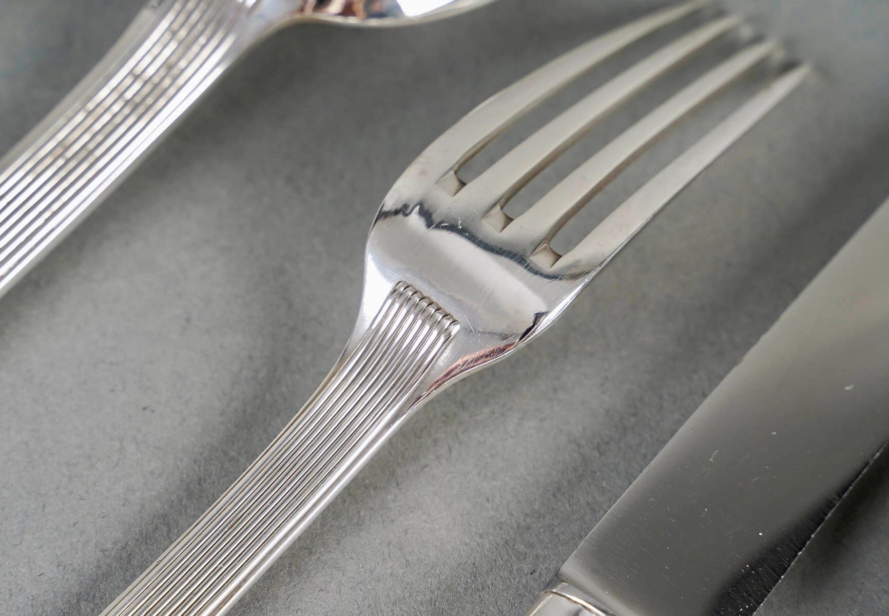 Puiforcat - Art Deco Cutlery Flatware Set Nice Sterling Silver - 192 Pieces For Sale 3
