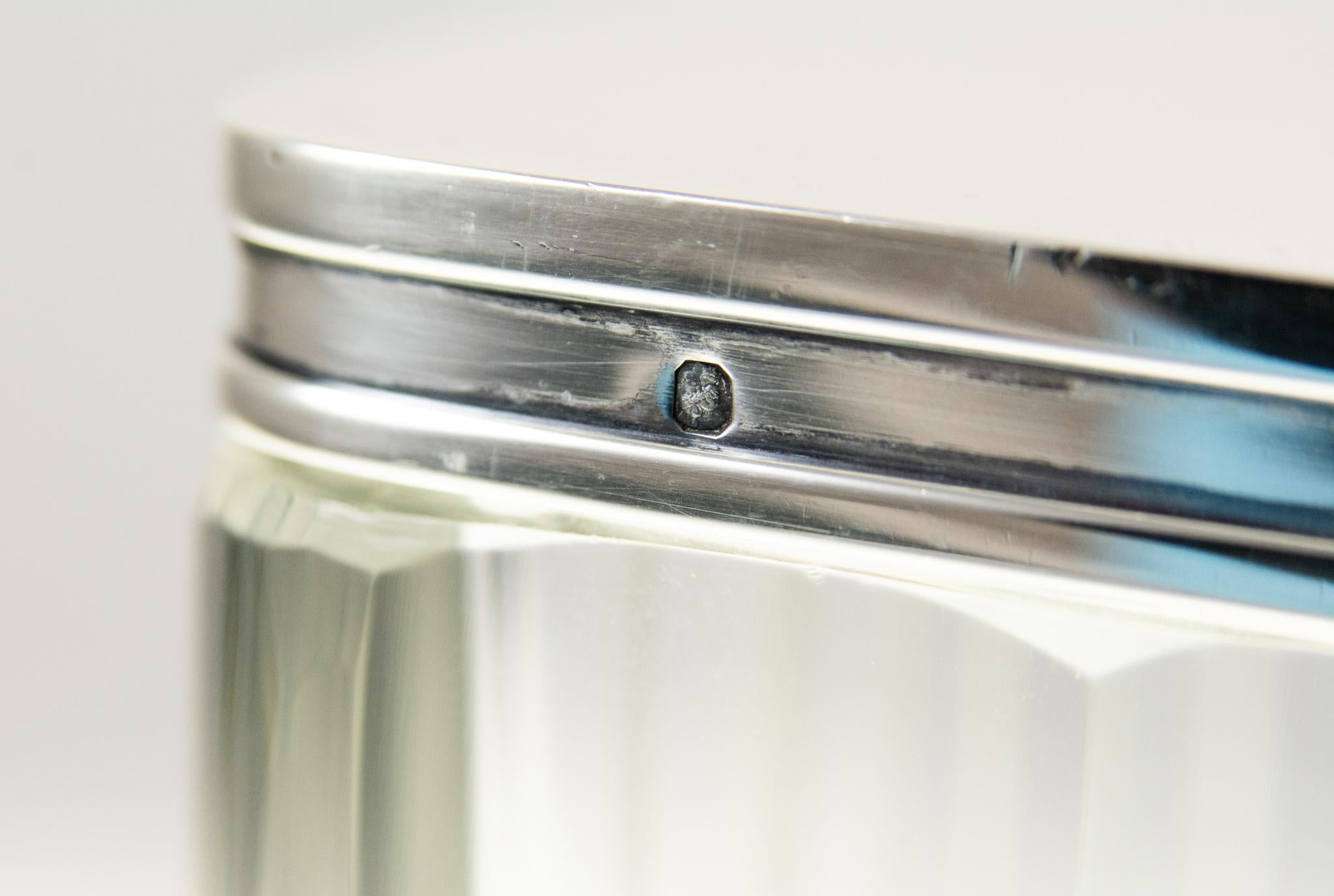 Puiforcat, Art Deco, Sterling Silber Kristall Jadeit Box, Paris, um 1925 (Handgefertigt) im Angebot