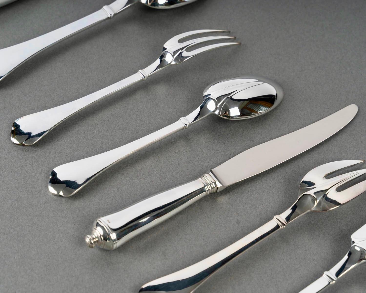Puiforcat - Couverts de table Cardinal Métal plaqué Silver 12 personnes 110 pièces en vente 4