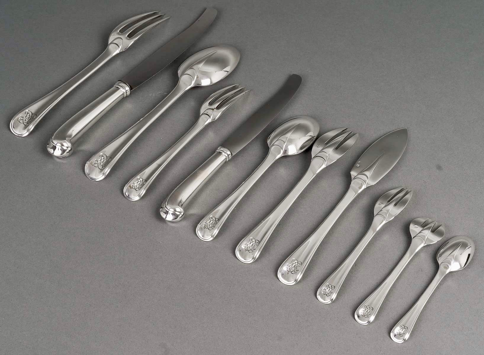 Puiforcat, Cutlery Flatware Set Mazarin Sterling Silver, 141 Pieces 3