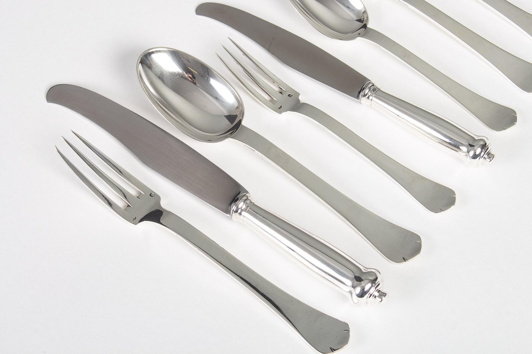Puiforcat, Cutlery Flatware Set Medicis Sterling Silver, 139 Pieces 5