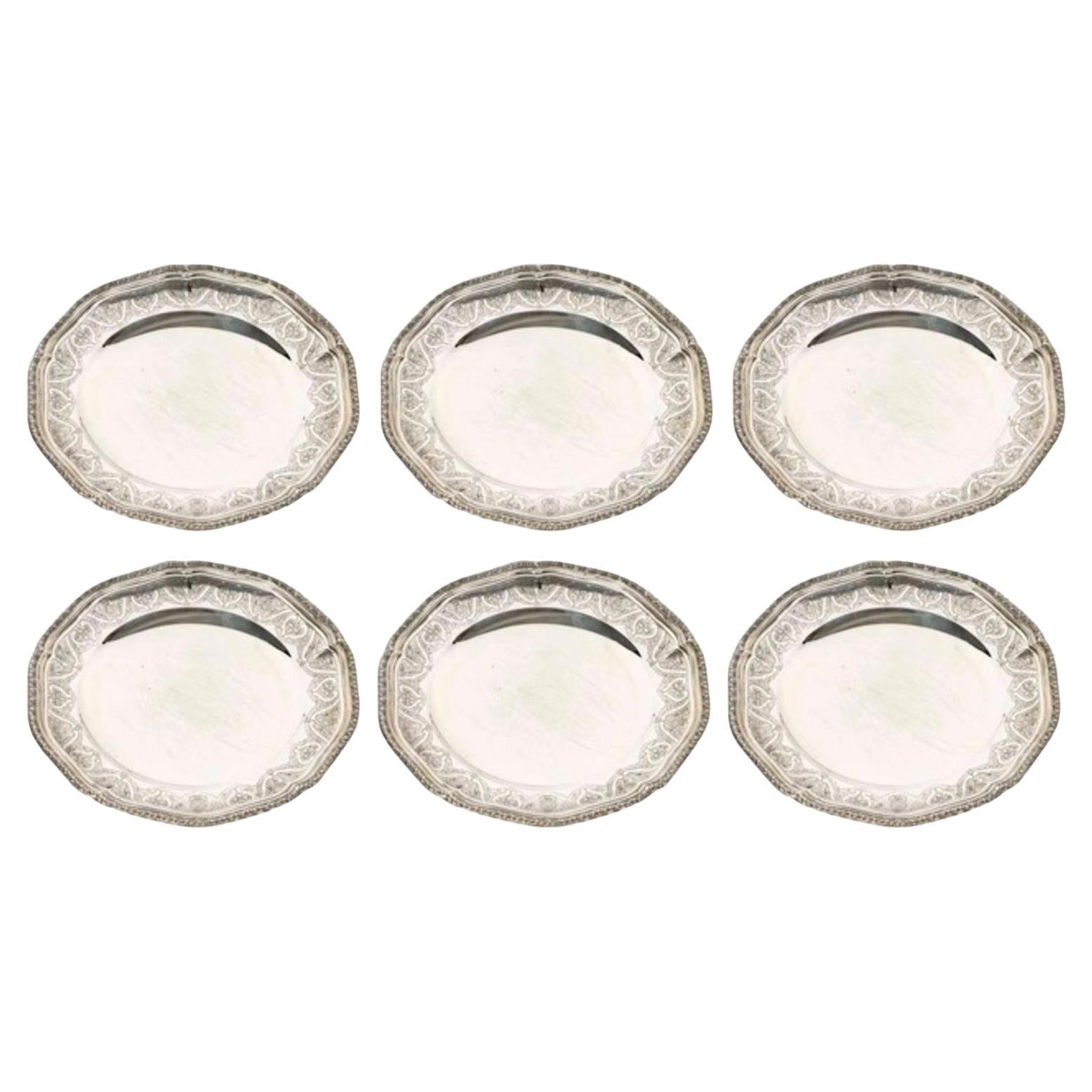 Puiforcat "Elysée", set de 6 assiettes en argent massif. en vente