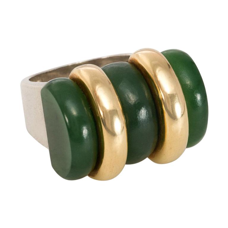 Puiforcat Art Deco Nephrite Jade Ring in Sterling Silver and 18 Karat Gold For Sale