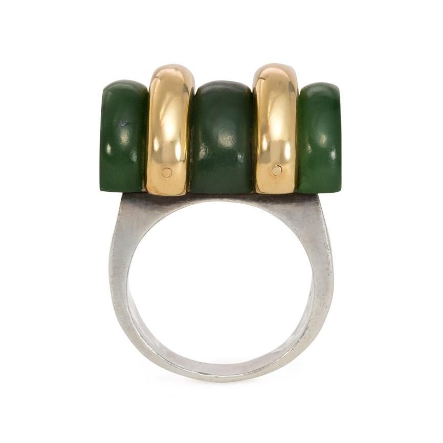 Art Déco Puiforcat Anello di giada nefrite Art Deco in argento e oro 18 carati in vendita