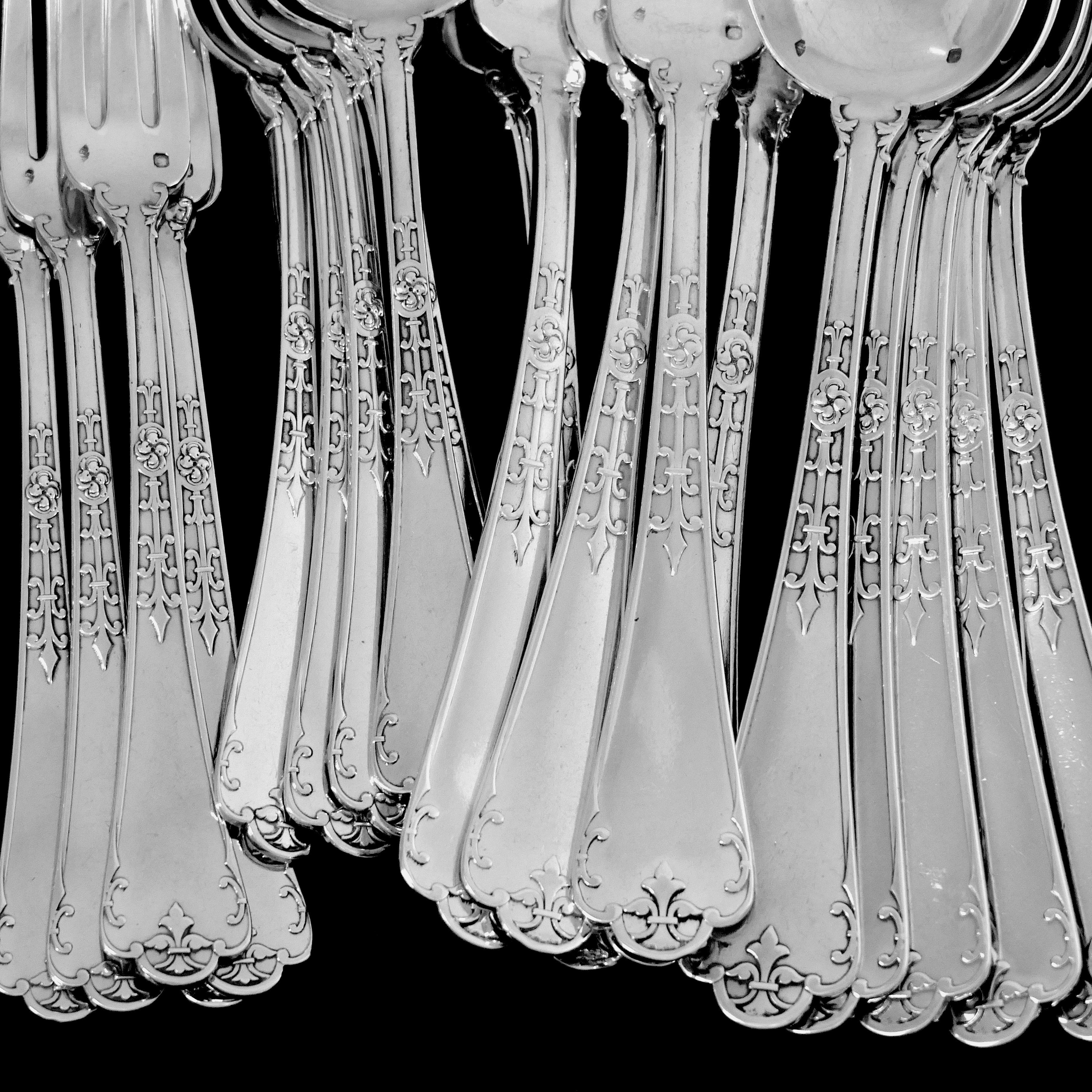 Puiforcat French Sterling Silver Dinner Dessert Flatware Set, Fer De Lance For Sale 1