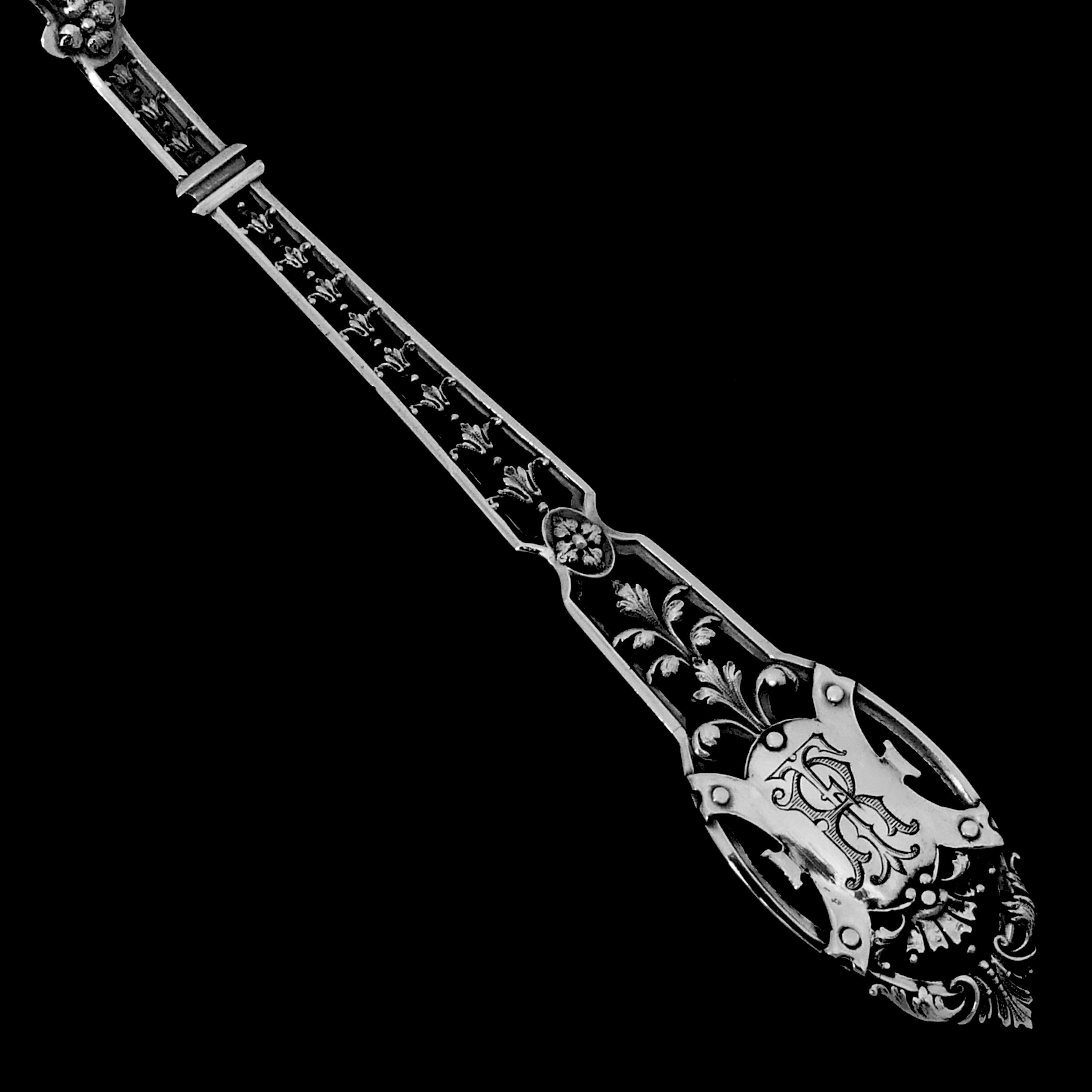 Late 19th Century Puiforcat French Sterling Silver Sugar Sifter Spoon and Sugar Tongs, Mascaron For Sale