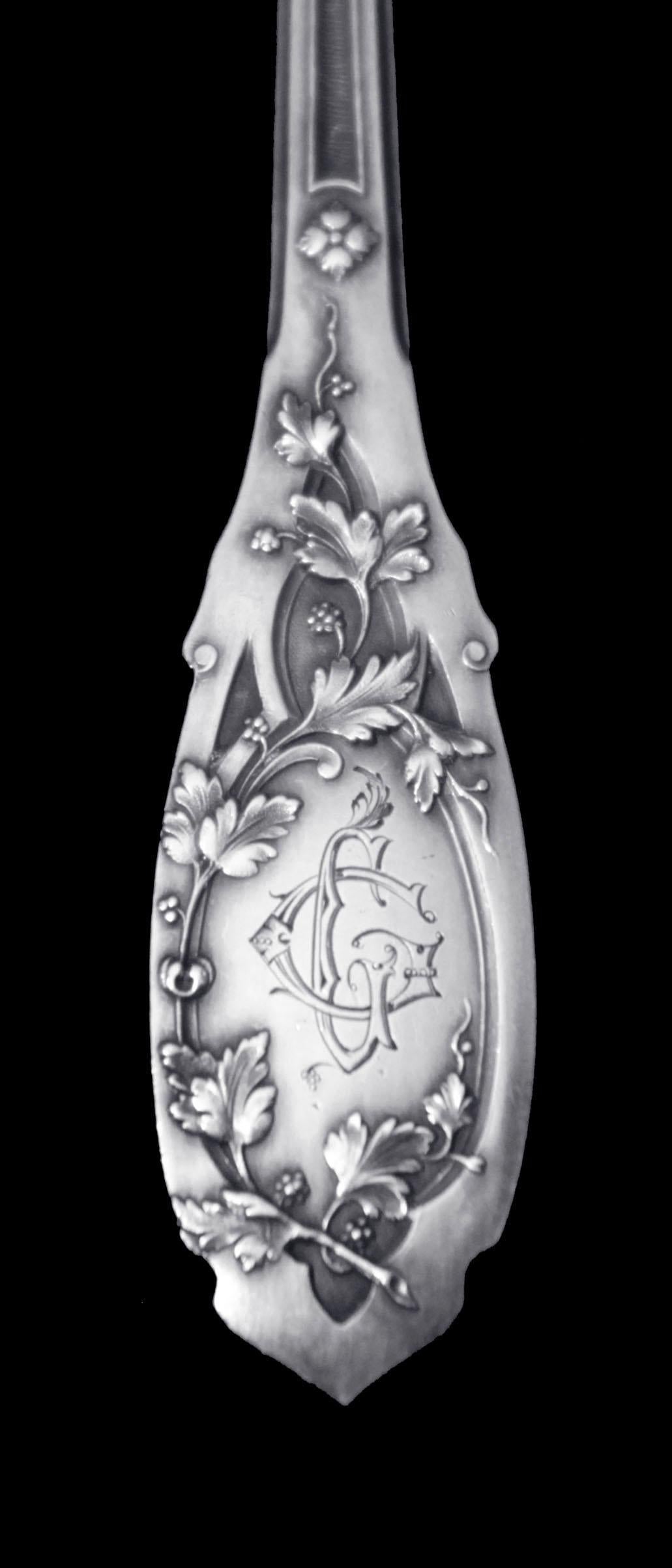 Puiforcat (Hermes) - 170pc.  French Art Nouveau Sterling Silver Flatware Set For Sale 13