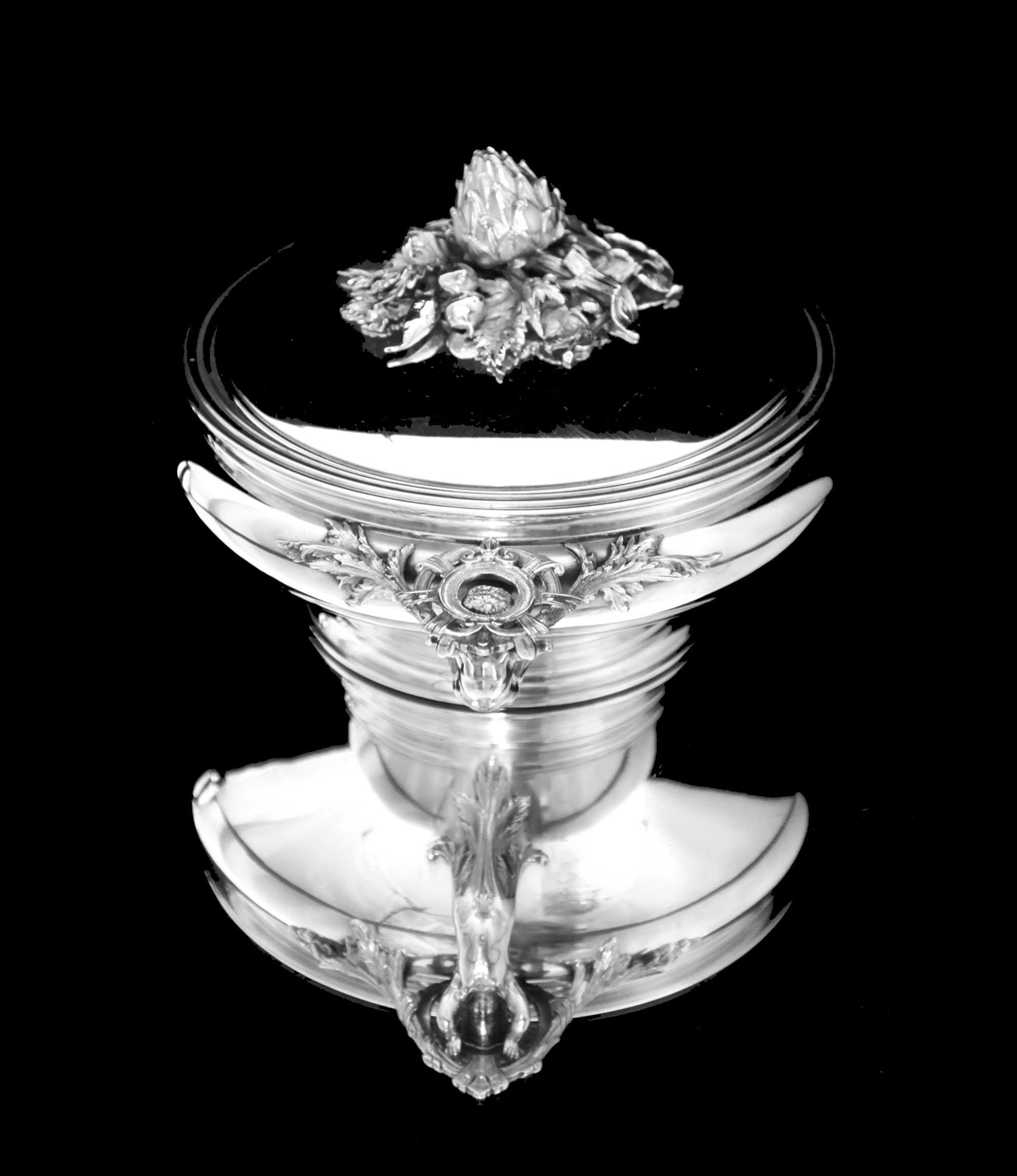 Puiforcat (Hermes) - 2pc. Luis XVI  ¡Servidor de verduras de plata de ley - MINT ! en Bueno estado para la venta en Wilmington, DE