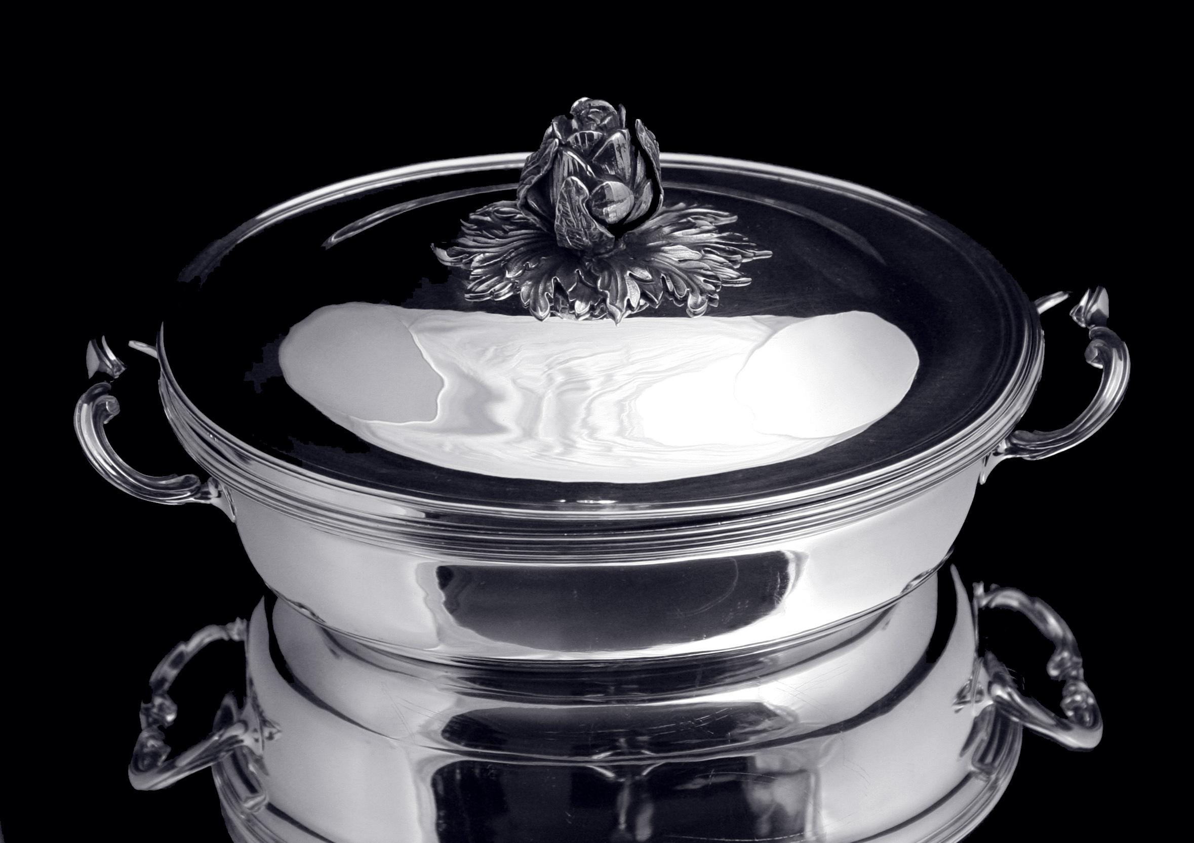 Puiforcat (Hermes) - 3pc. Louis XVI French 950 Sterling Silver Covered Server For Sale 2