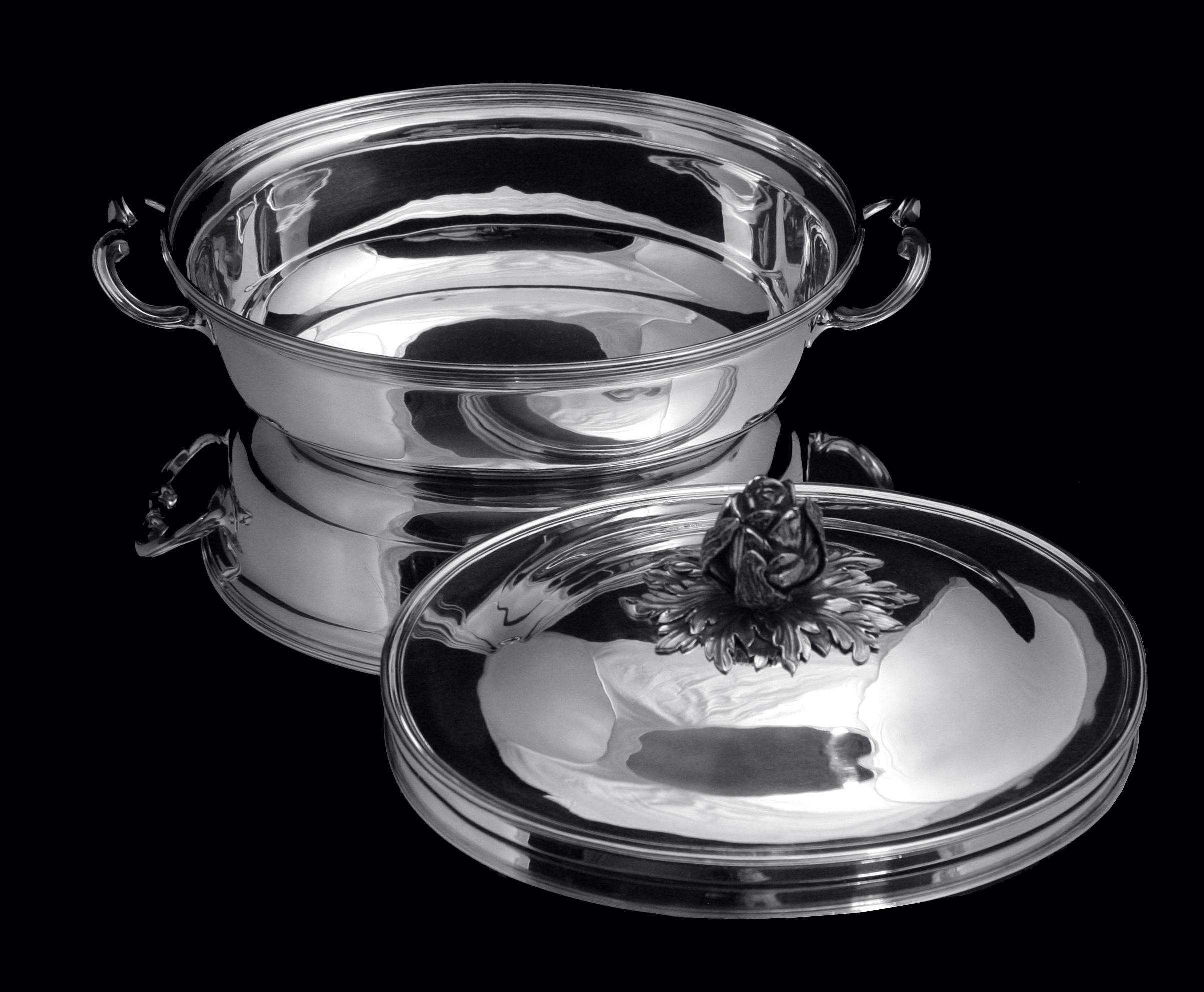 Puiforcat (Hermes) - 3pc. Louis XVI French 950 Sterling Silver Covered Server For Sale 4