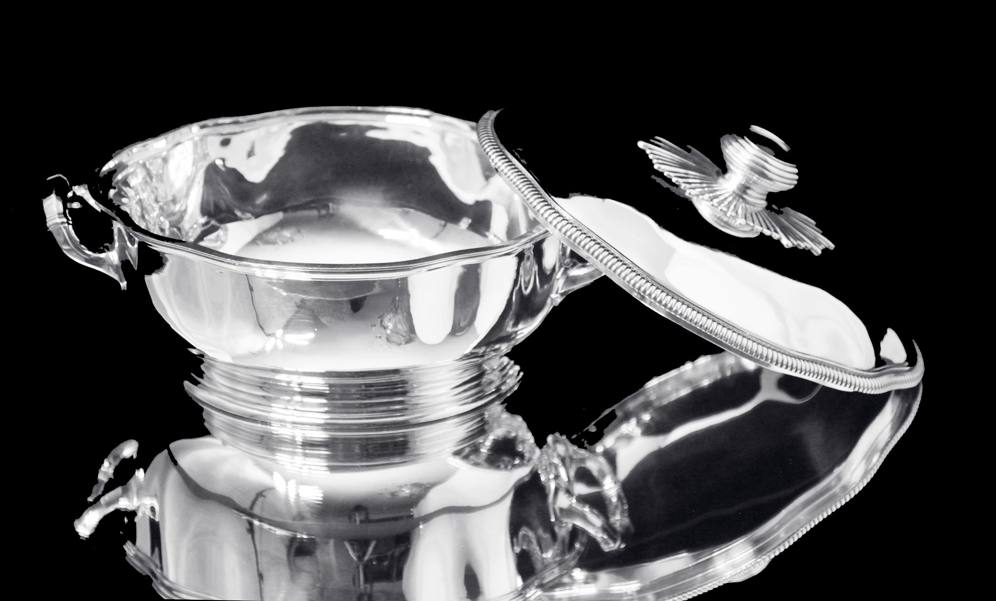 Puiforcat (Hermes) - 4pc. Antique French 950 Sterling Silver Covered Tureen For Sale 3