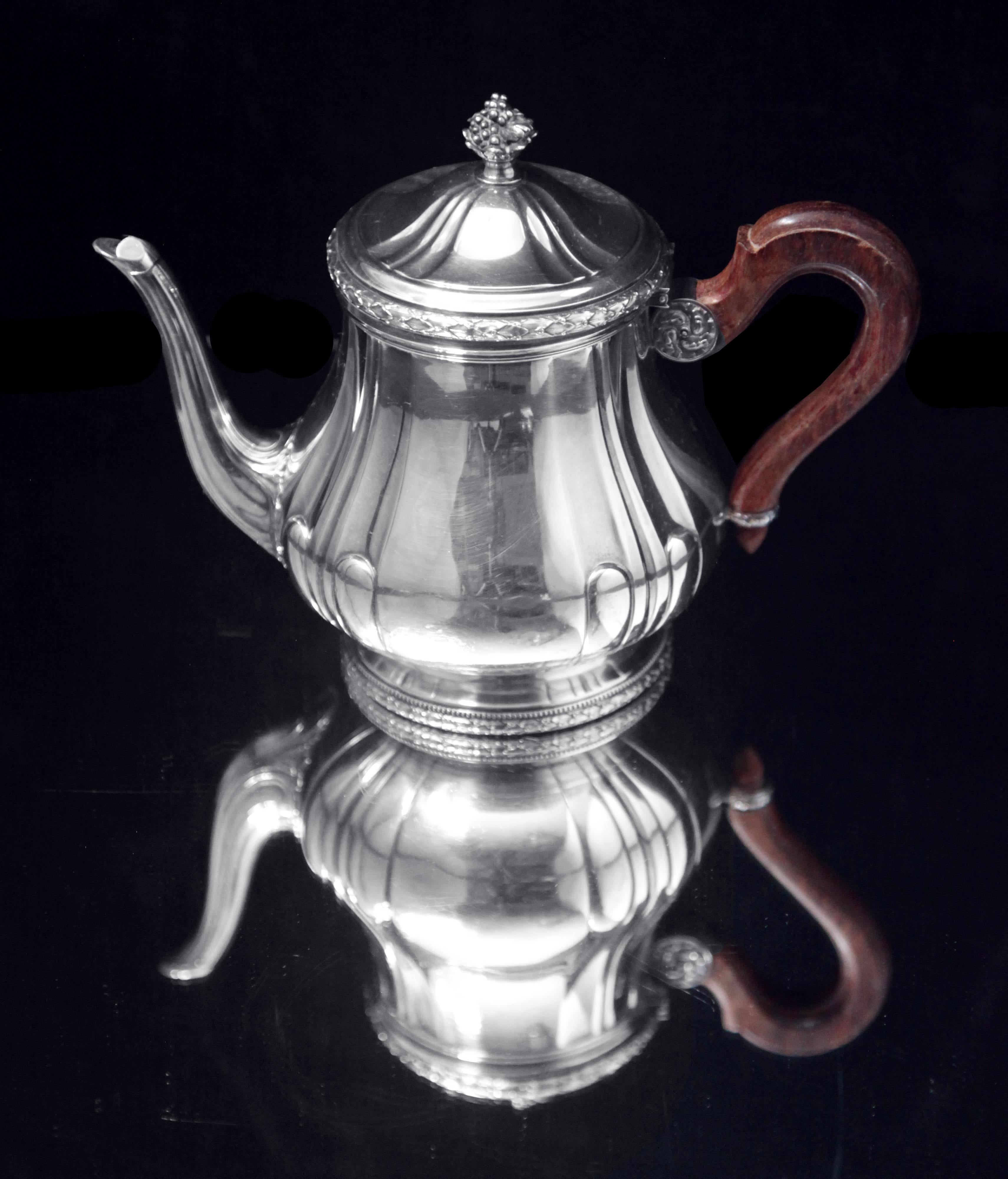 Puiforcat (Hermes): 4 pz. Servizio da tè francese Luigi XVI in argento + vassoio Tetard in argento in vendita 4