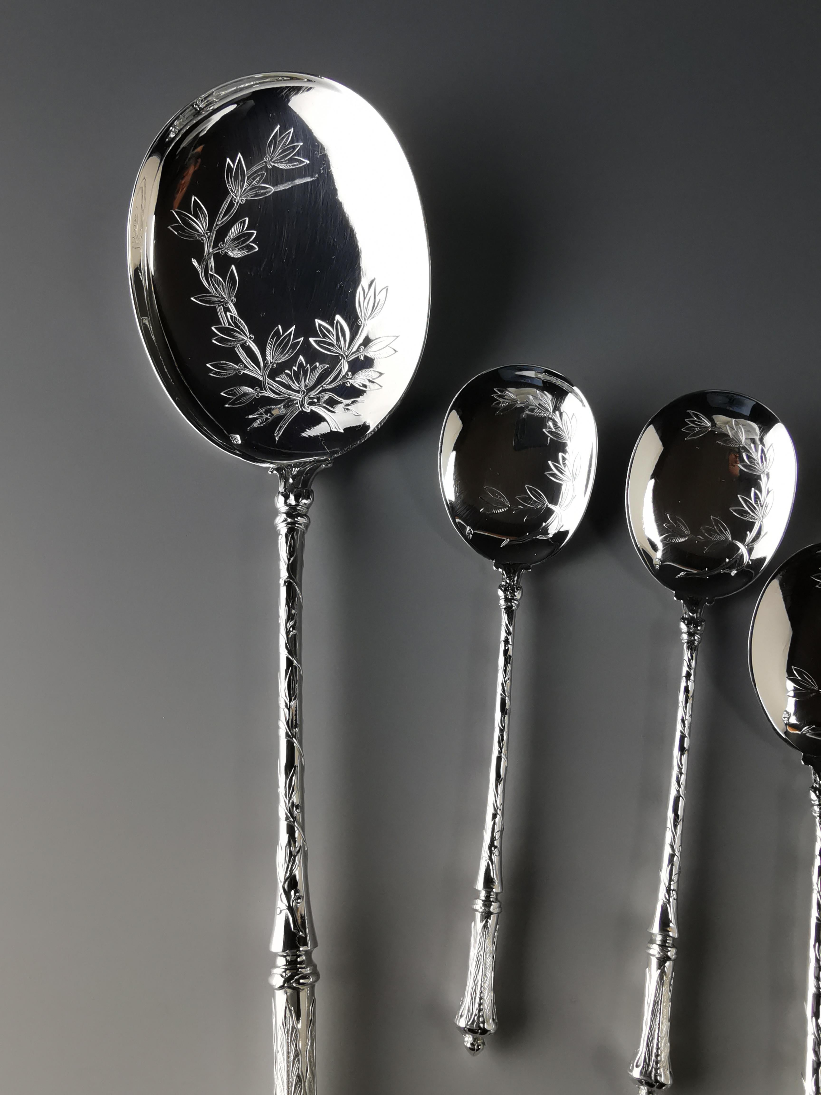 Art Nouveau Puiforcat - Ice Cream Spoons Service - French Minerve Sterling Silver For Sale