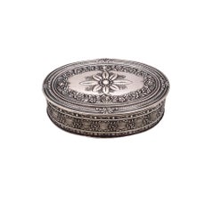 Puiforcat Parigi Francese Neoclassico Luigi XVI Repousse Portapillole Ovale In Sterling