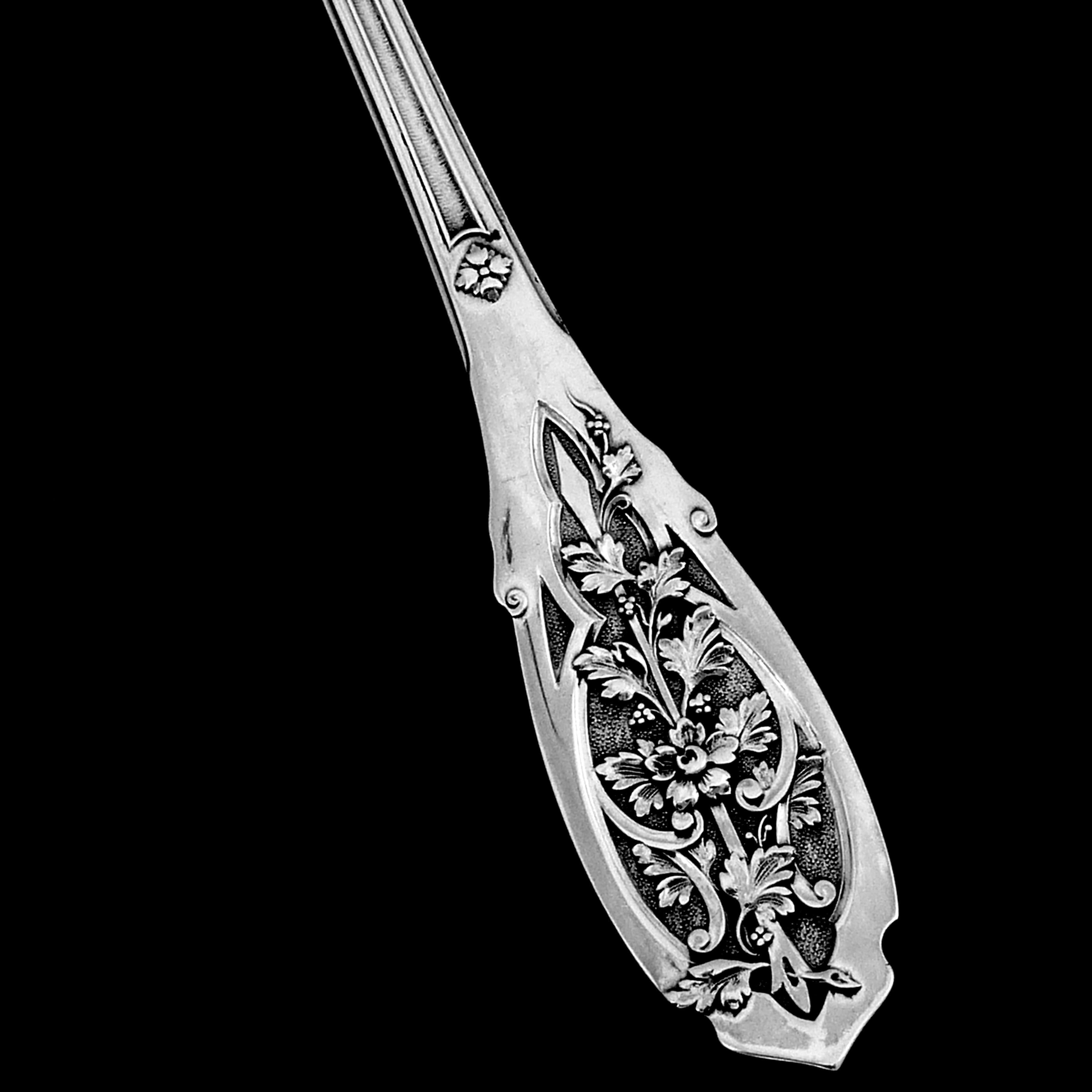 Late 19th Century Puiforcat Rare French Sterling Silver 18k Gold Pie, Cake, Fish Server, Moderne