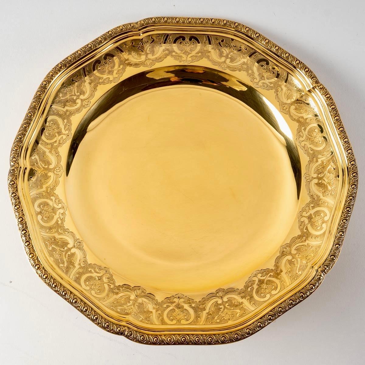 Puiforcat, Set of Elysée Vermeil Gold Sterling Silver Serving Dishes, 7 Pieces In Fair Condition For Sale In Boulogne Billancourt, FR