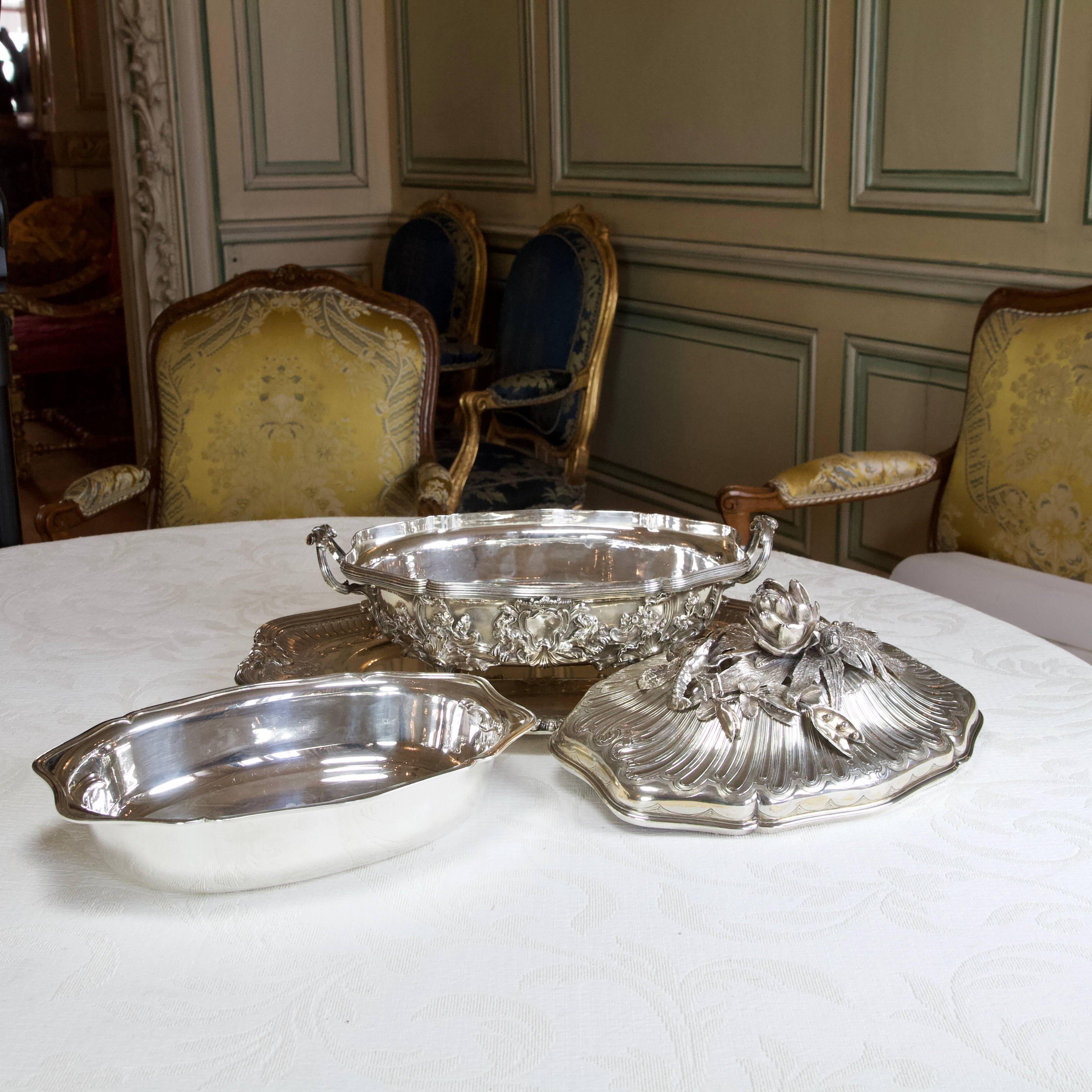 Puiforcat Silver Sterling Pair of Tureens For Sale 8