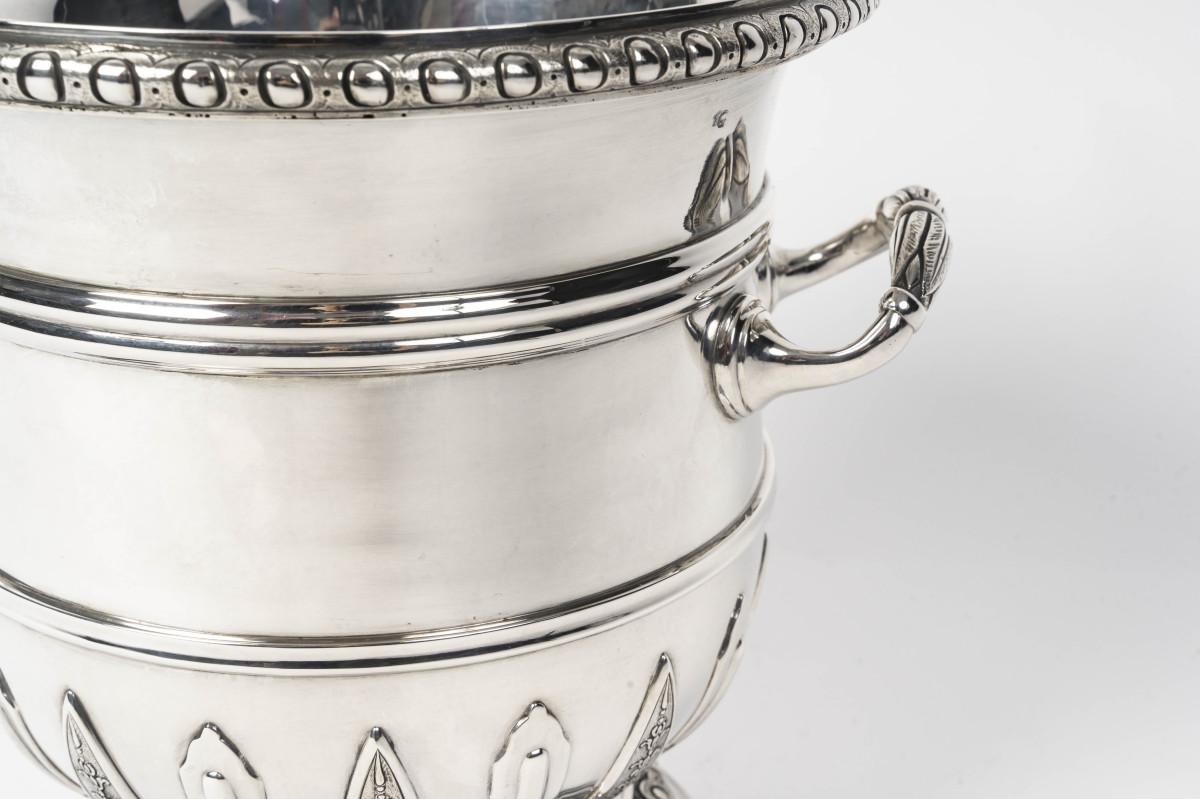 PUIFORCAT - Weinkühler aus massivem Silber im Regency-Stil, Ende 19. (Französisch) im Angebot
