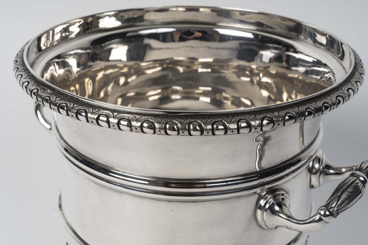 PUIFORCAT - Weinkühler aus massivem Silber im Regency-Stil, Ende 19. im Angebot 3