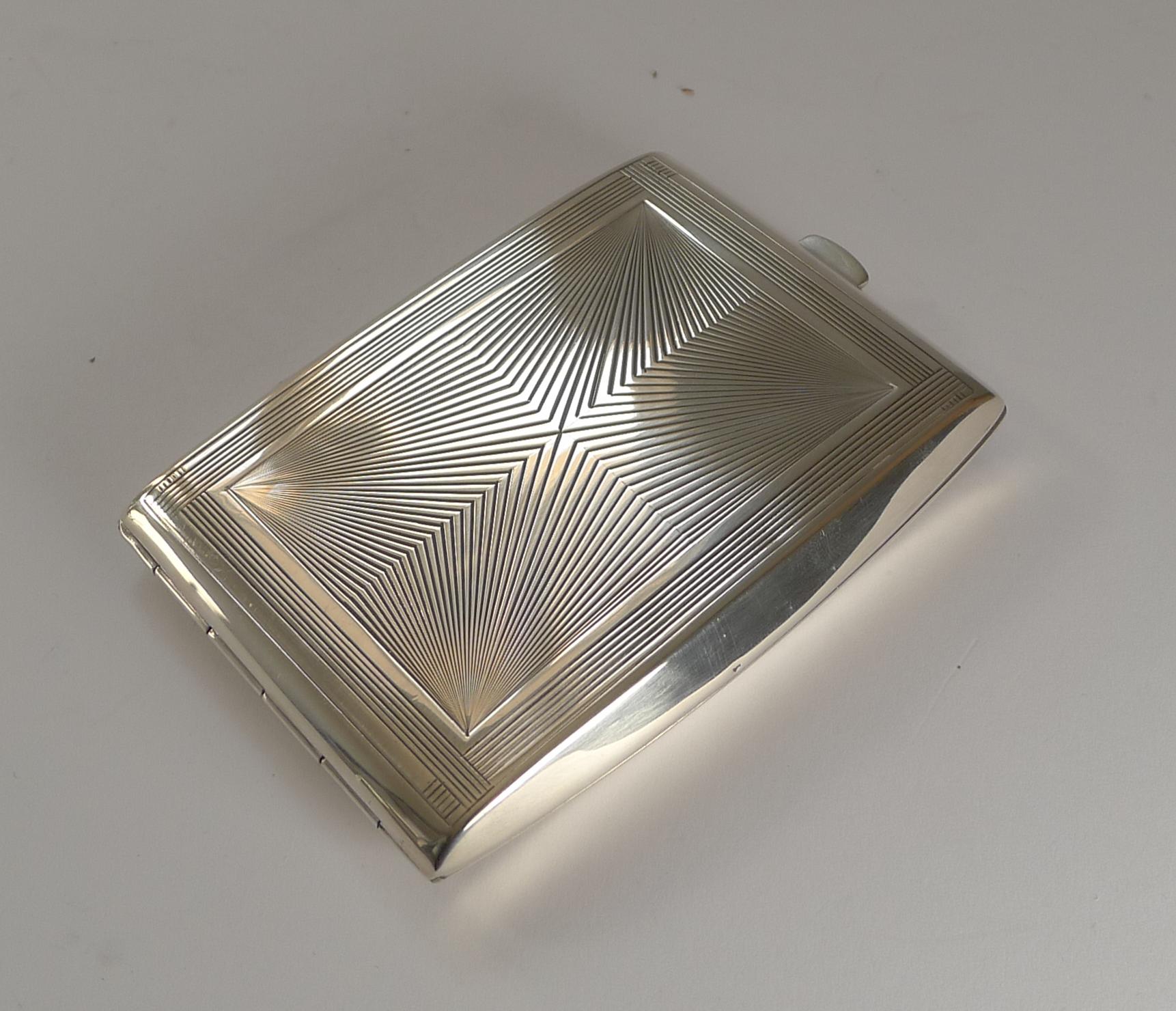 Puiforcat Sterling Silver Cigarette Case, Perfect Business Card Case, c.1930 In Good Condition In Bath, GB
