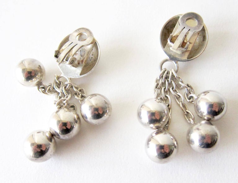 Puig Doria Sterling Silver Ball Chain Dangling Spanish Modernist Earrings In Good Condition In Los Angeles, CA