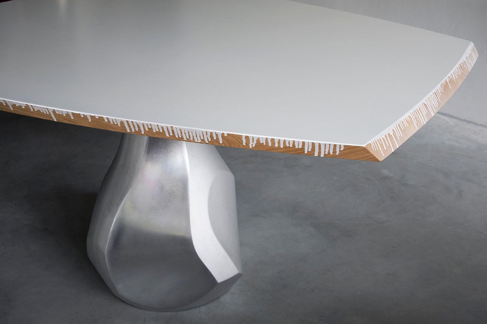 Pukalu Small Dining Table by Van Rossum In New Condition For Sale In Geneve, CH