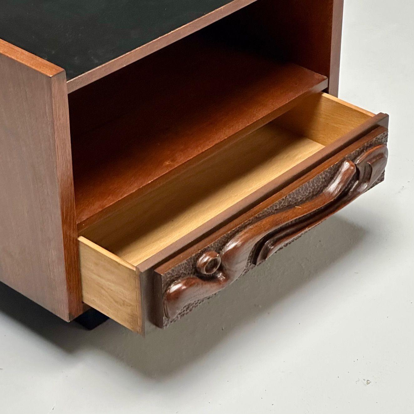 Pulaski, Brutalist Mid-Century Modern, Oceanic Nightstand, Sculpted Walnut For Sale 1