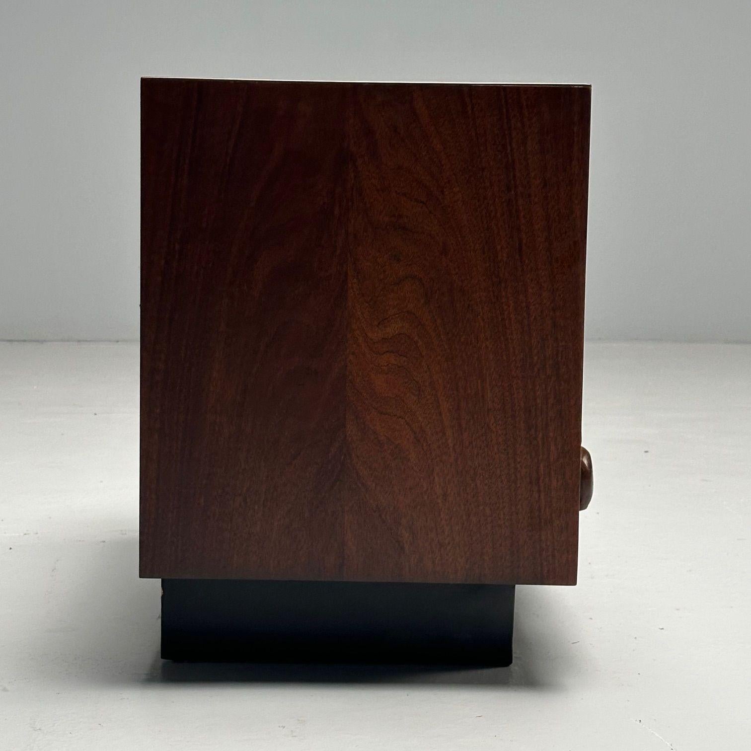 Pulaski, Brutalist Mid-Century Modern, Oceanic Nightstand, Sculpted Walnut For Sale 4