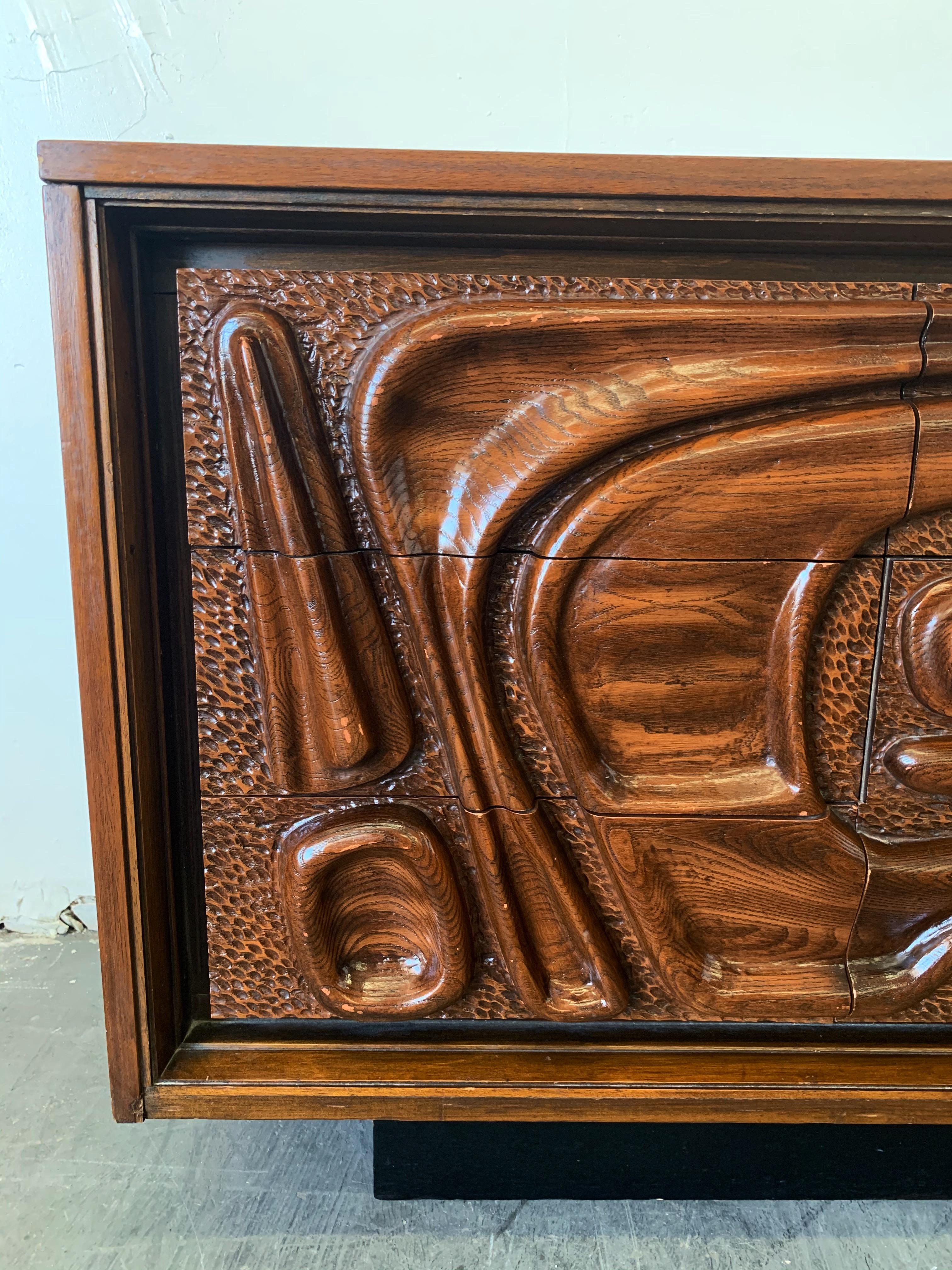 Pulaski Furniture Corporation 'Oceanic' Sculpted Walnut Dresser, circa 1969 2