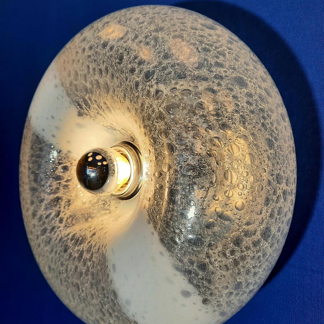 Late 20th Century Pulegoso Donut wall or ceiling light, 1970, Murano glass For Sale
