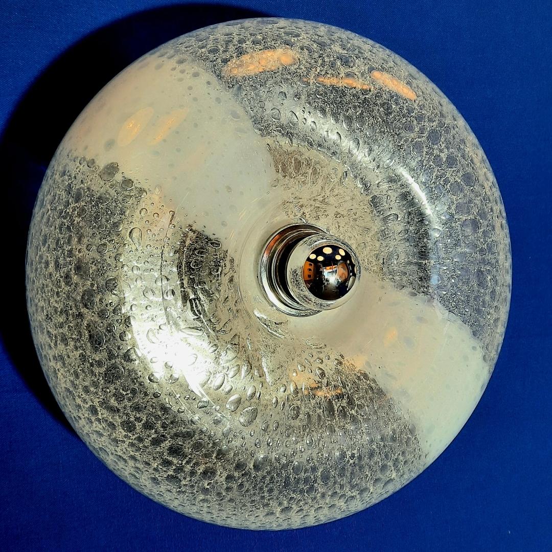 Pulegoso Donut wall or ceiling light, 1970, Murano glass For Sale 1
