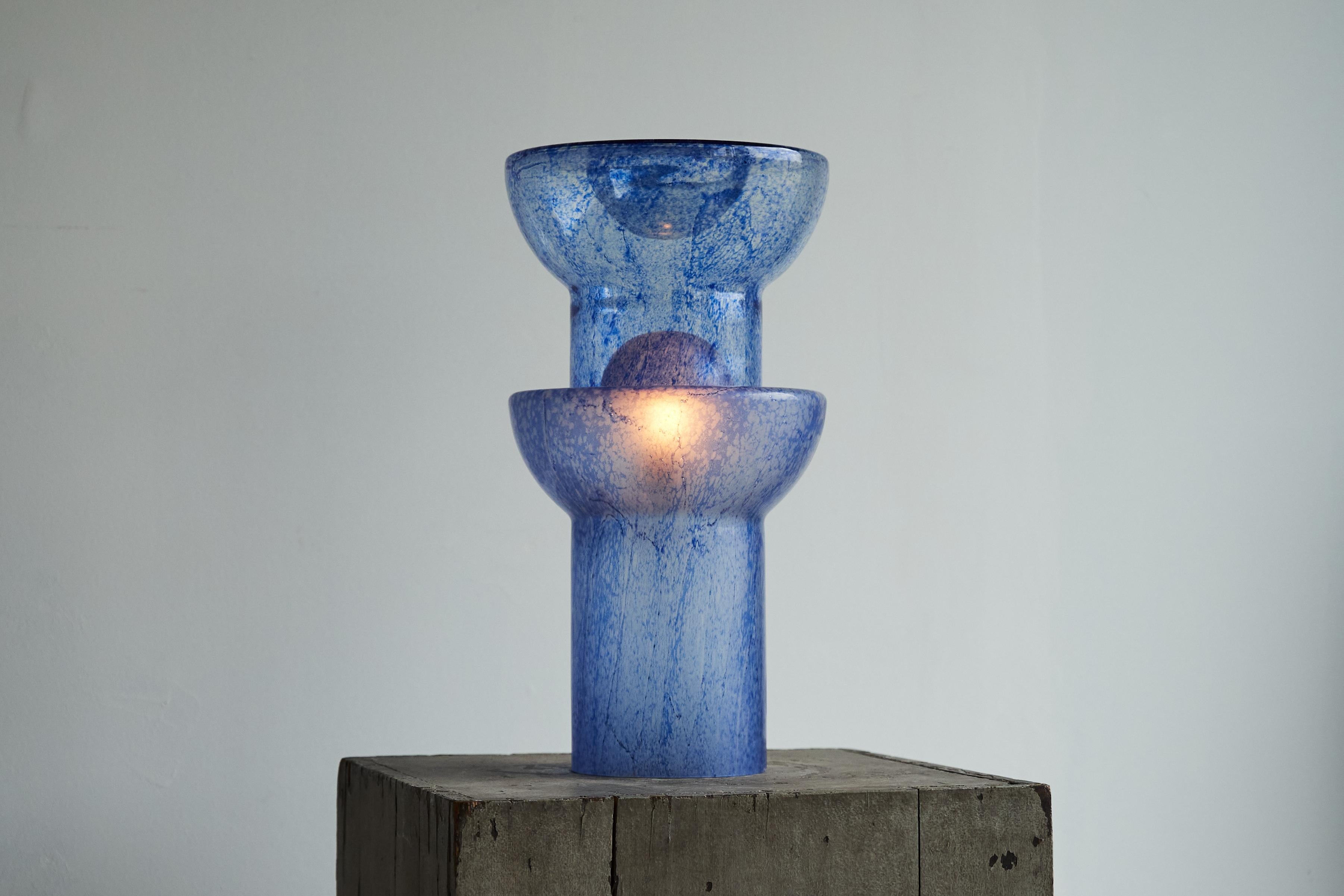 Mid-Century Modern 'Pulegoso' Murano Glass Table Lamp Sculpture Italy 1970s For Sale