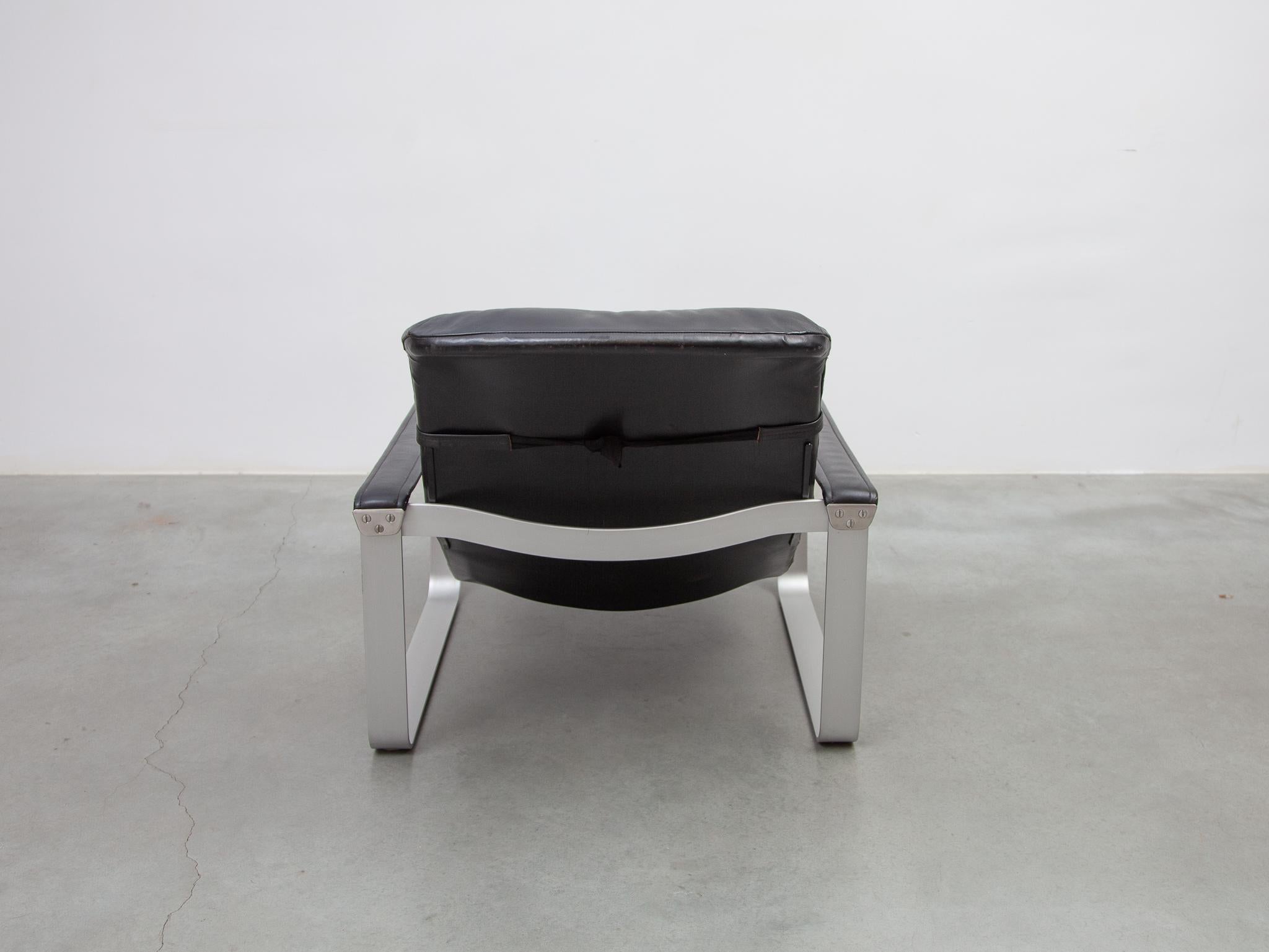 Scandinavian Modern Pulkka Lounge Chair designed by Ilmari Lappalainen by ASKO, Finland, 1968 For Sale