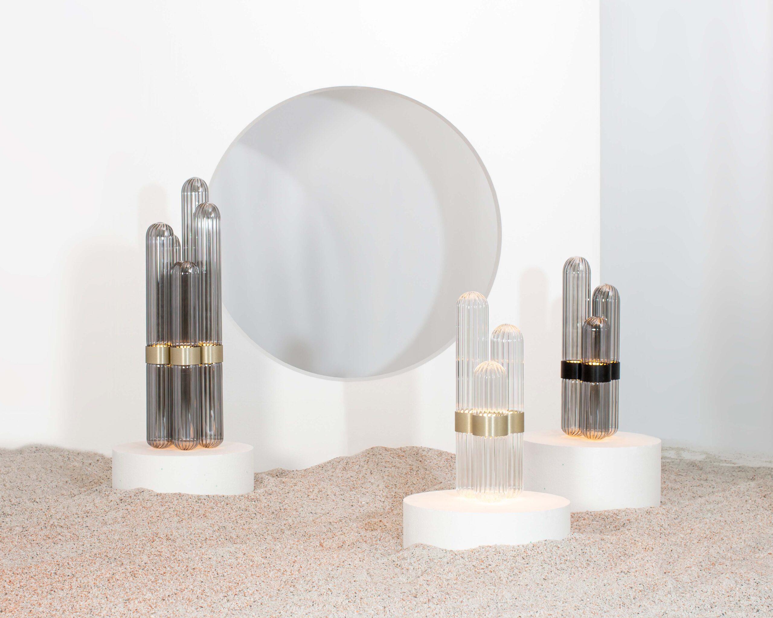 The symmetry of tall grown, succulent ensembles inspired French designer Mickaël Koska to form an illuminating sculpture for living spaces. His work with cactus underlines what he calls „to give life to surprising natural creations“, preferring