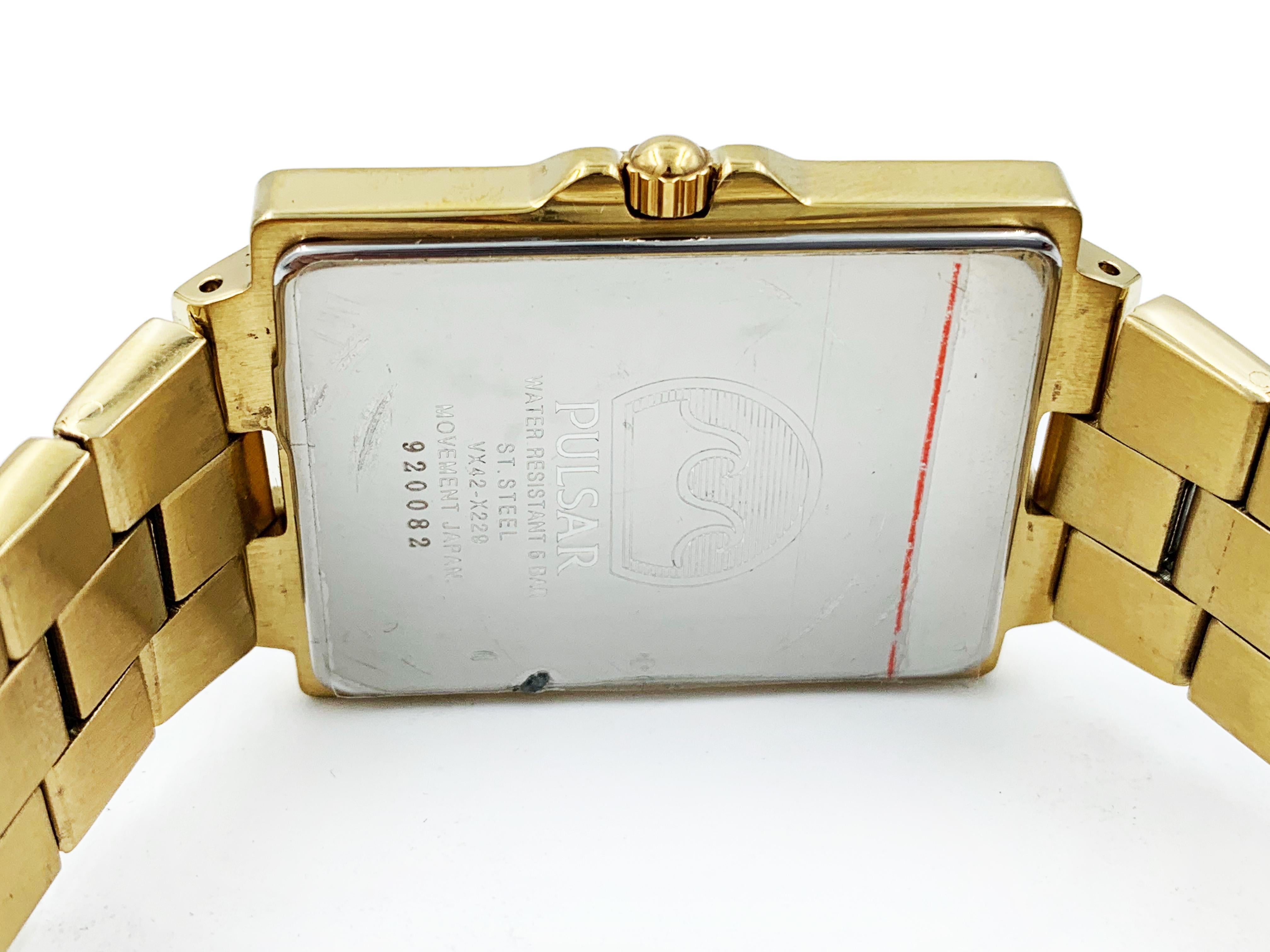 pulsar 50m water resistant watch