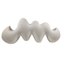 Scultura astratta contemporanea in ceramica 'Pulse' di Rachel Peters, Argilla, In magazzino