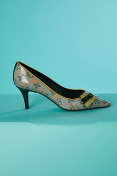 Pump in coated monogram canevas Louis Vuitton