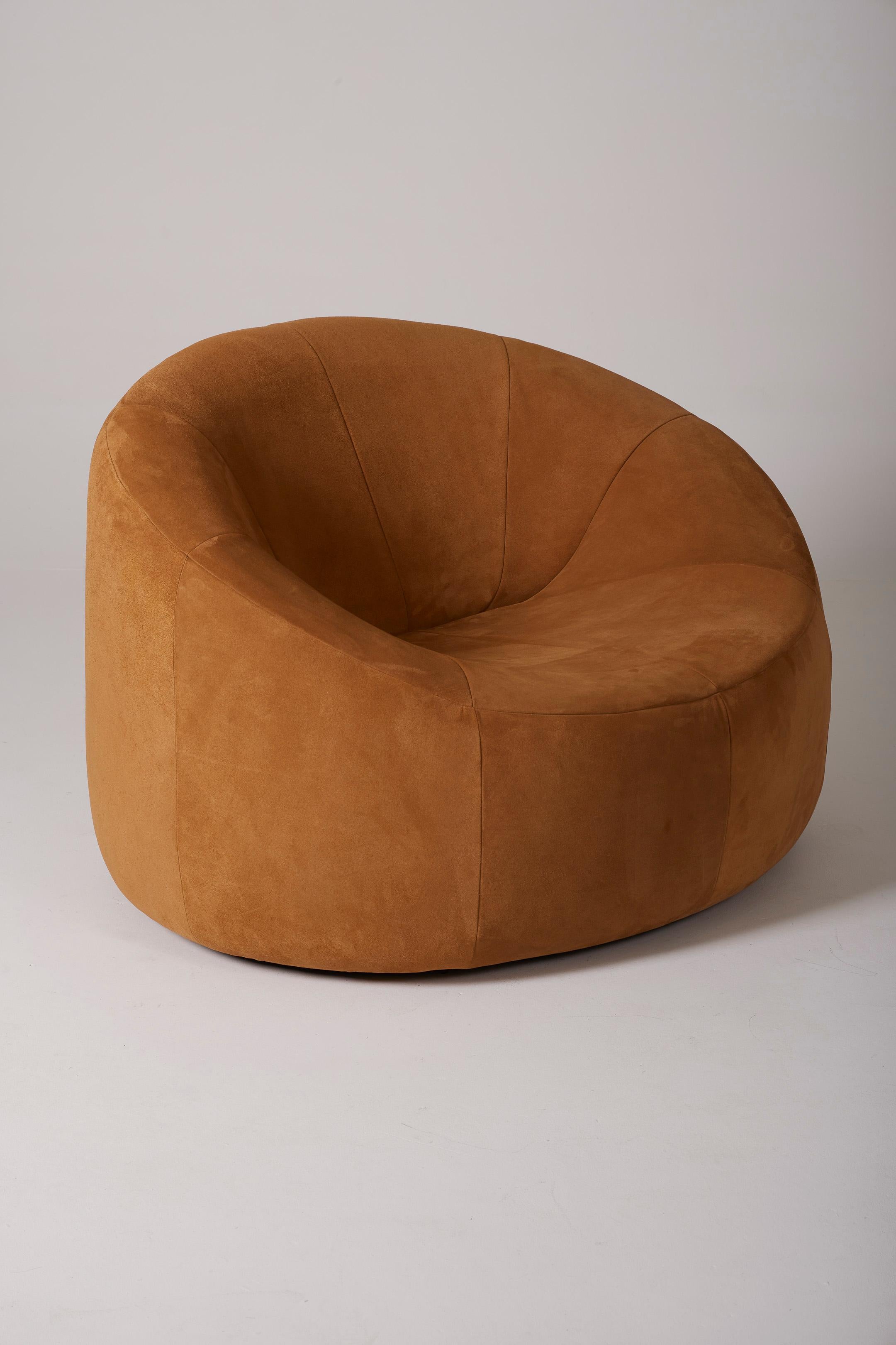 Pumpkin armchair by Pierre Paulin 7