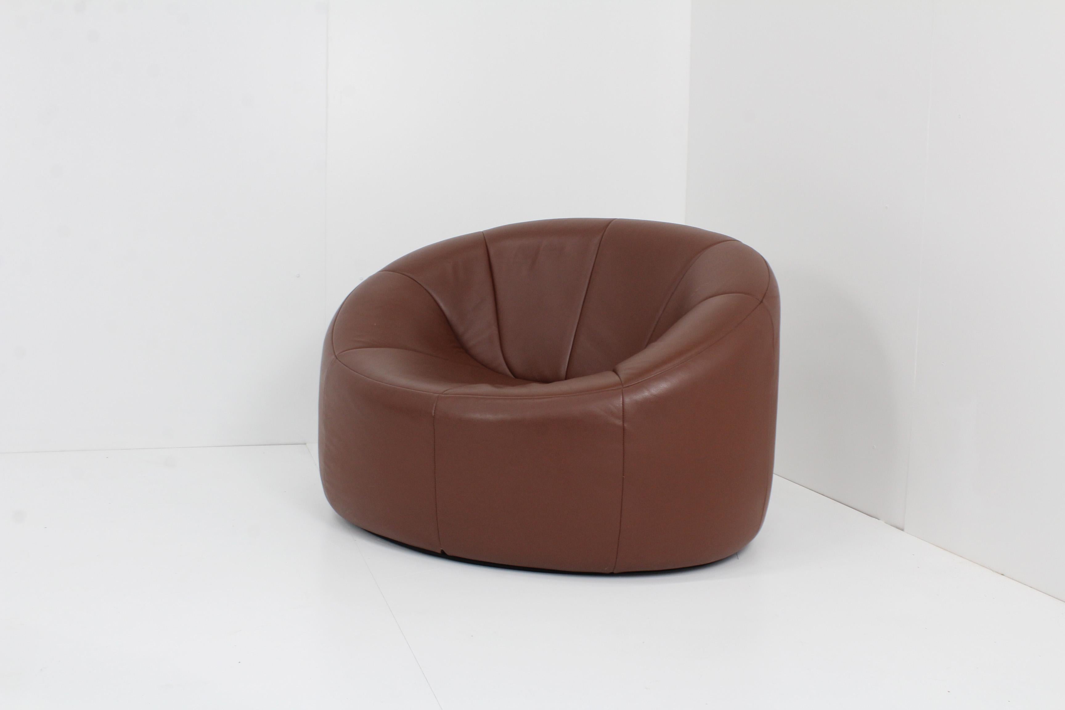 Mid-Century Modern Pumpkin Lounge Chair by Pierre Paulin for Ligne Roset