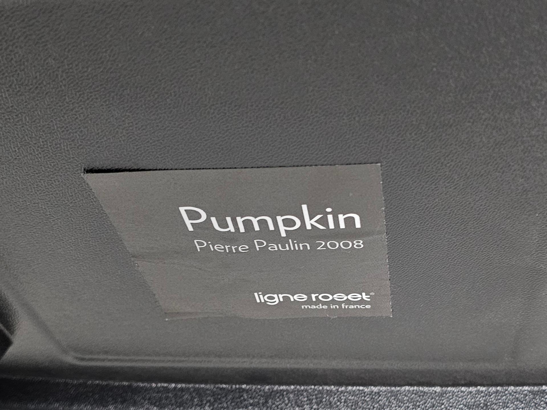 Sedie lounge Pumpkin in velluto rosso di Pierre Paulin per Ligne Roset, Francia in vendita 6