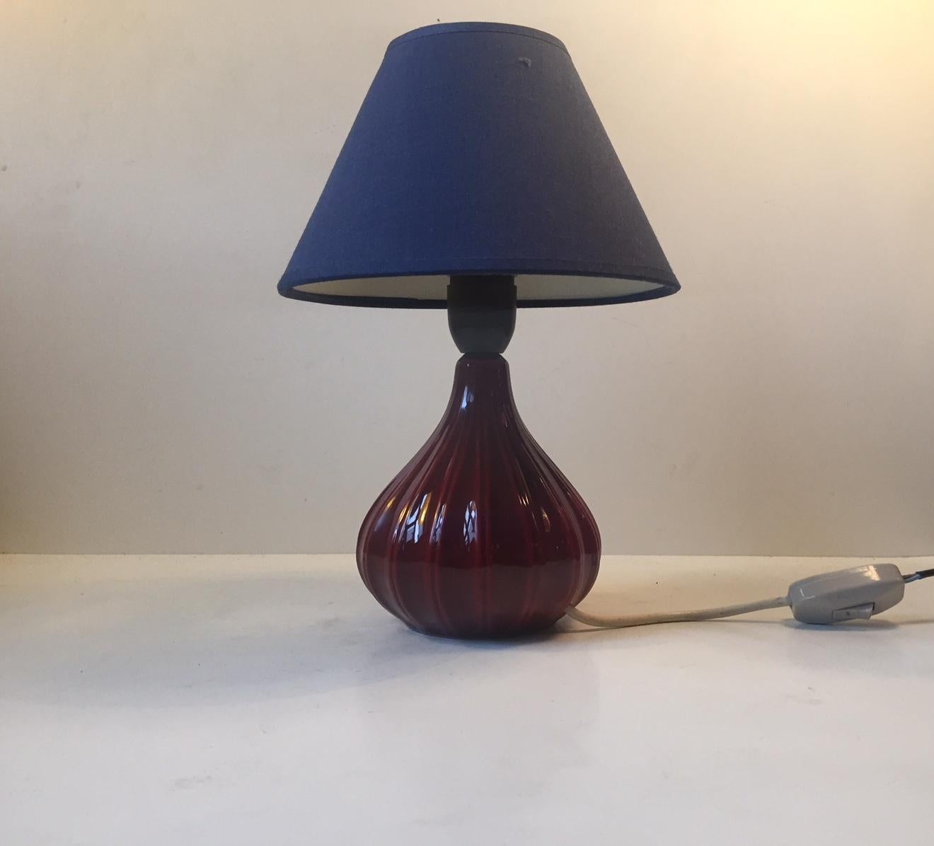 Mid-Century Modern Pumpkin-Shaped Danish Modern Ceramic Table Lamp in Maroon Glaze by Eslau, 1960s