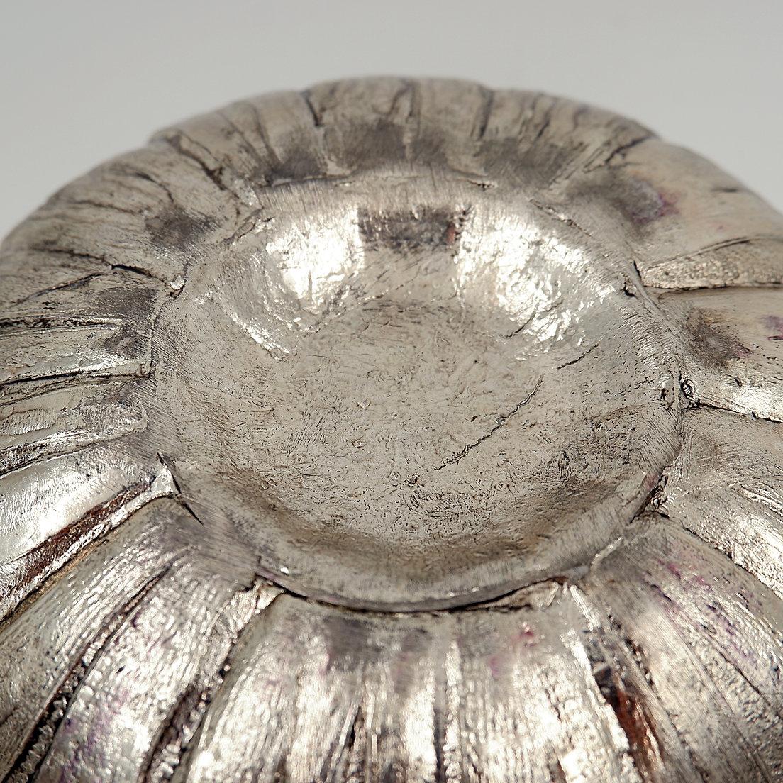 Mid-Century Modern Pumpkin-shaped ice bucket with textured details on the skin and leaves. For Sale