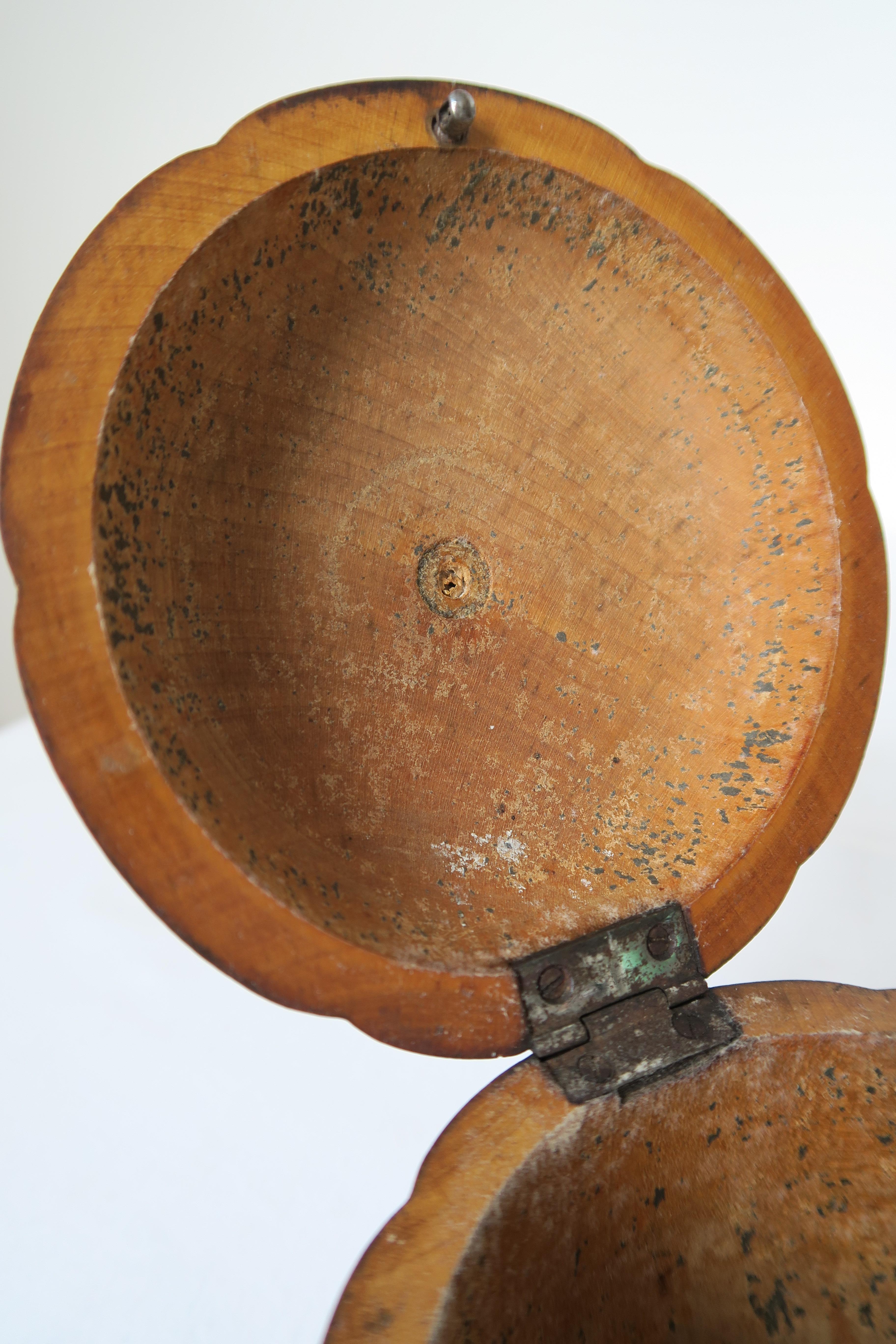 Pumpkin Shaped Wooden Tea Caddy, George II Period 5