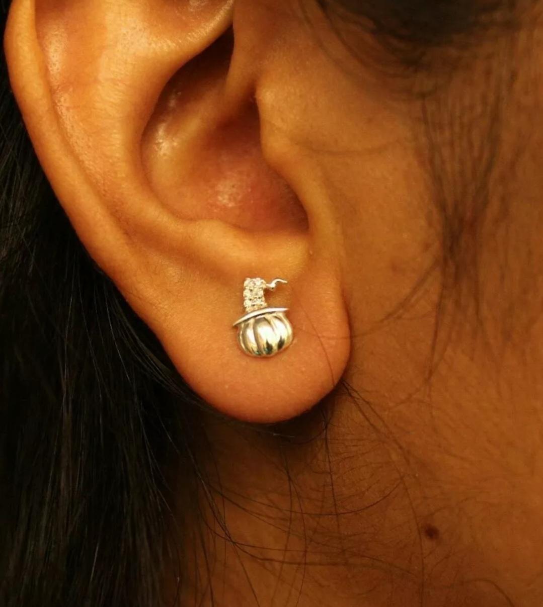 Women's or Men's Pumpkins Studs Piercing 14k Solid Gold Witch Hat Minimalist Diamond Ear Studs. For Sale