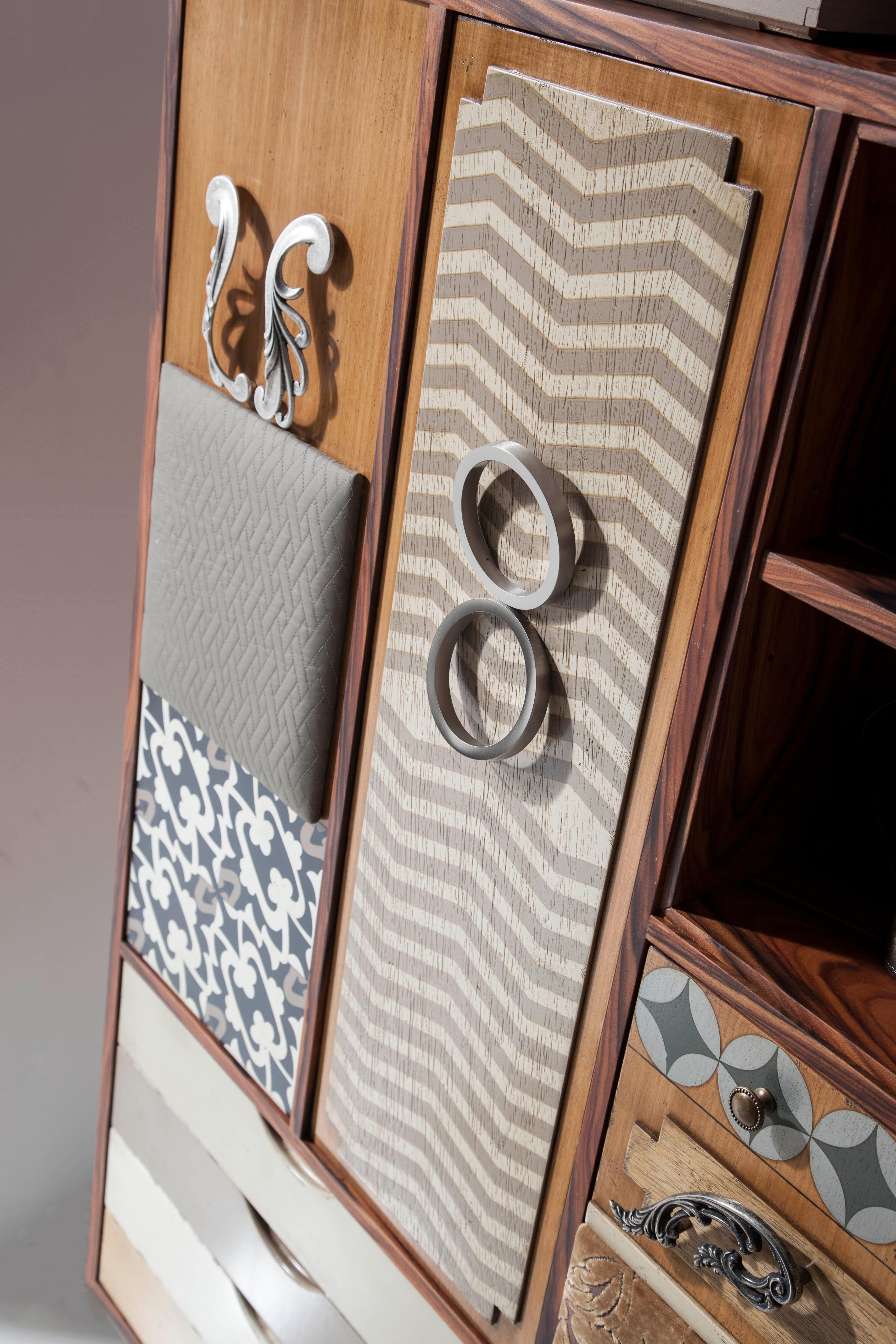 Armoire Punk par Lola Glamour Neuf - En vente à Geneve, CH